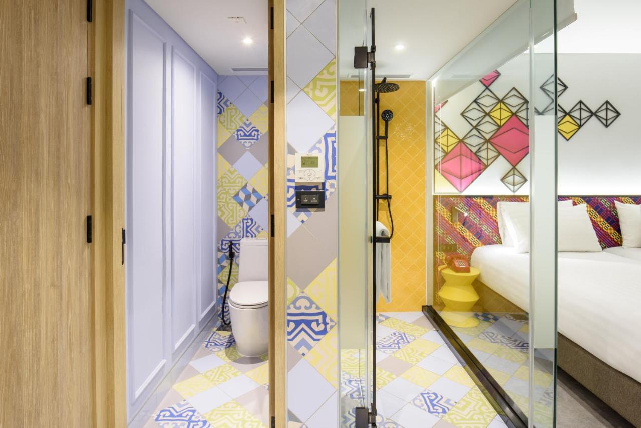Superior Twin Room Atrium View