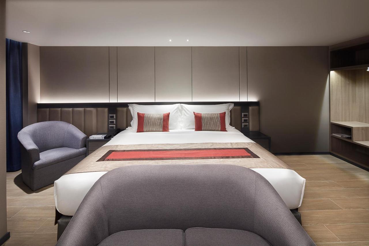 Mini Suite