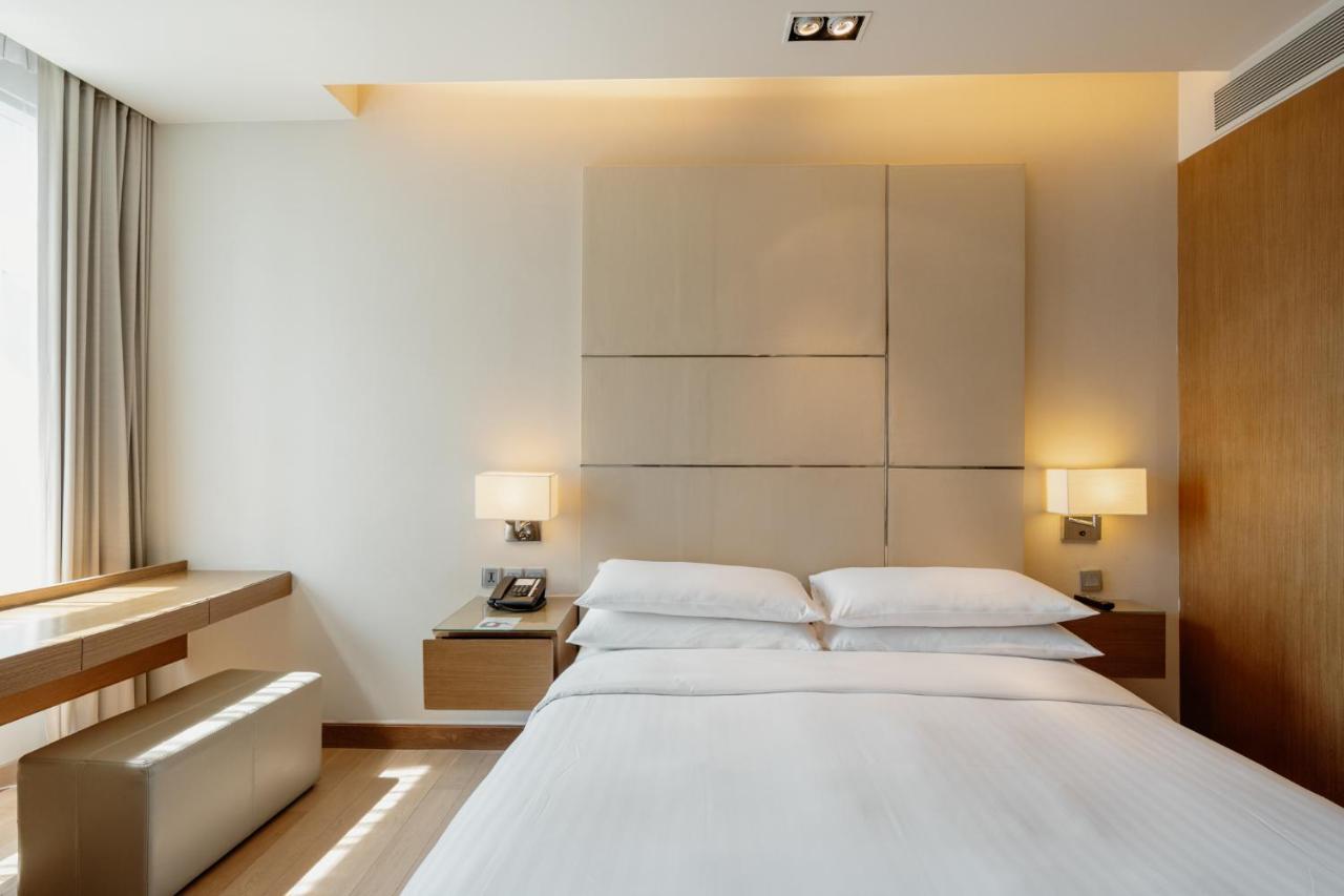 One-Bedroom Apartment City View