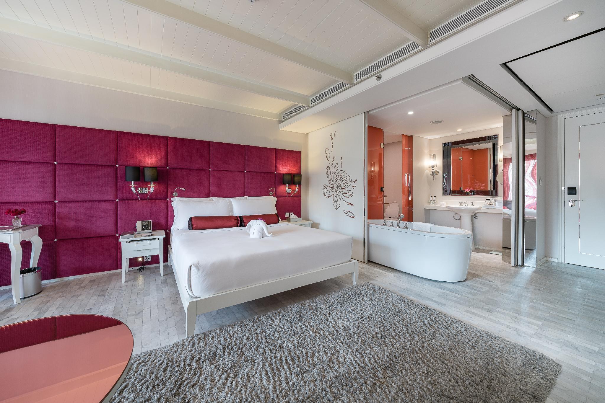 Deluxe Room King bed 1King Bed