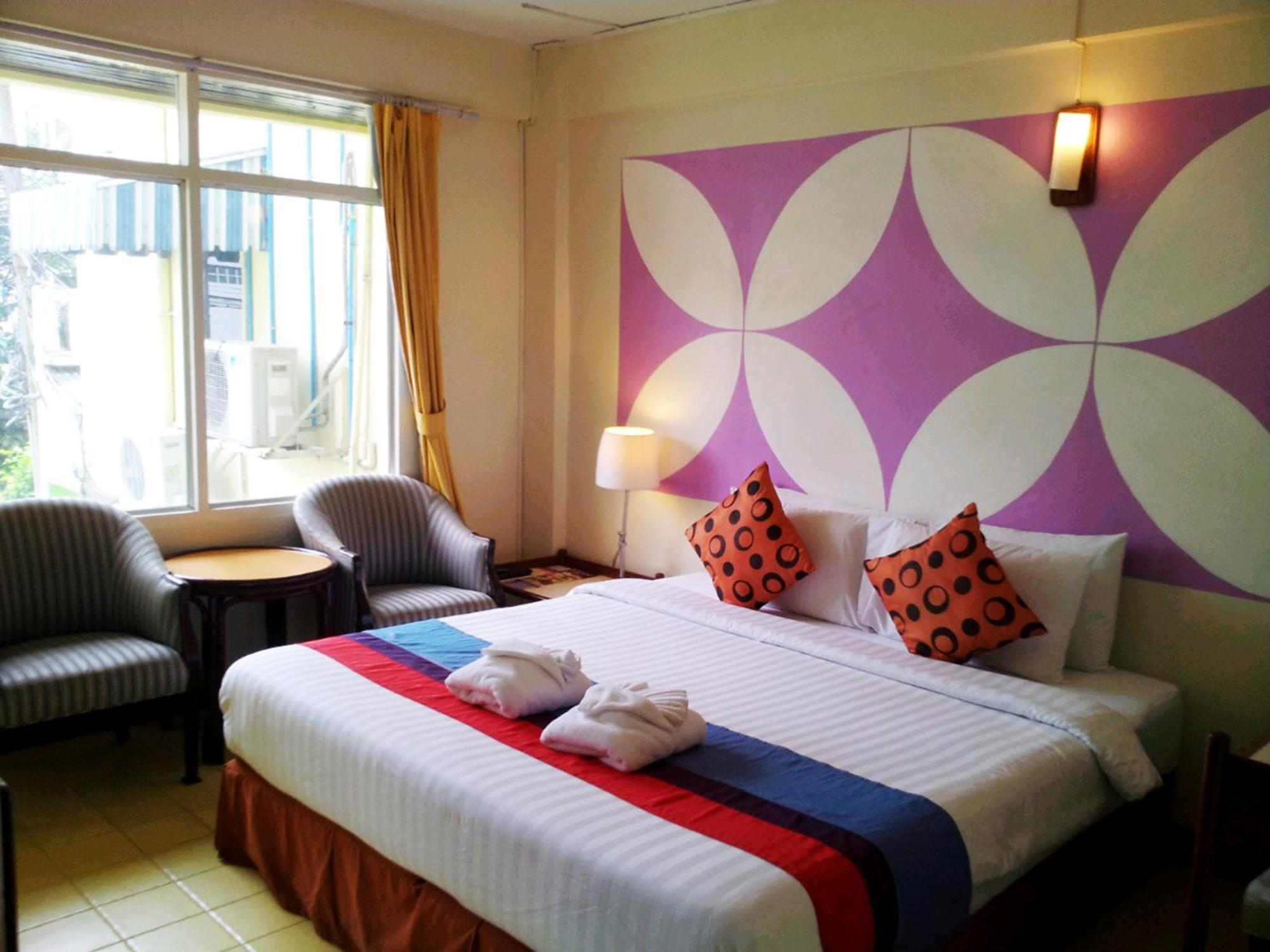 Deluxe Double or Twin Room