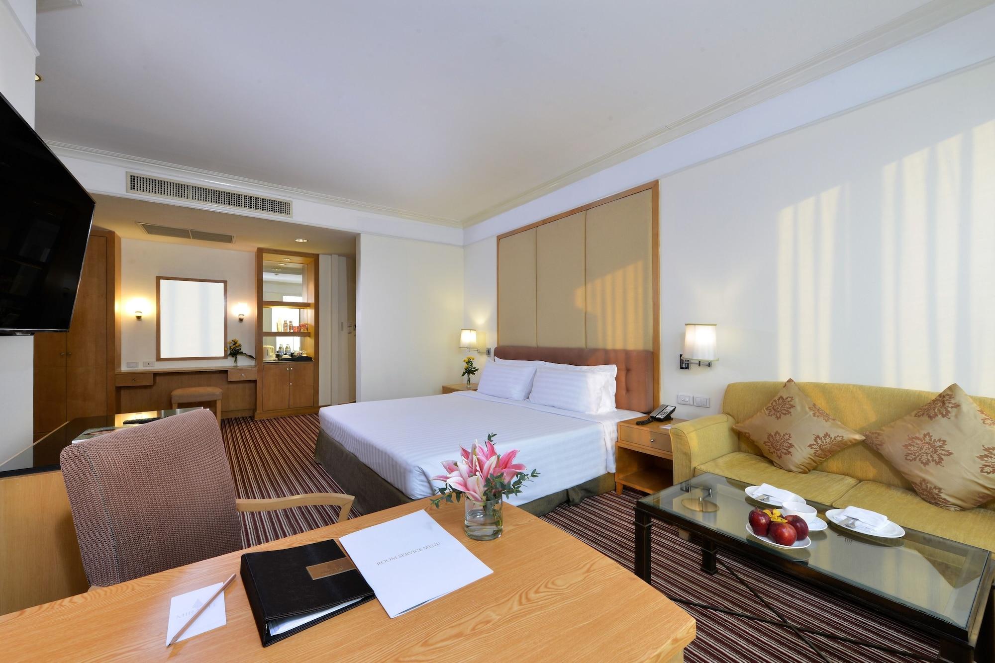 Deluxe Suite Room,1332826085:JPEG