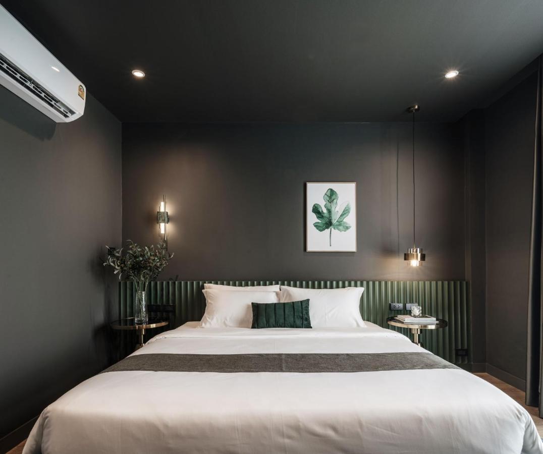 Deluxe King Room,1466863316:JPEG