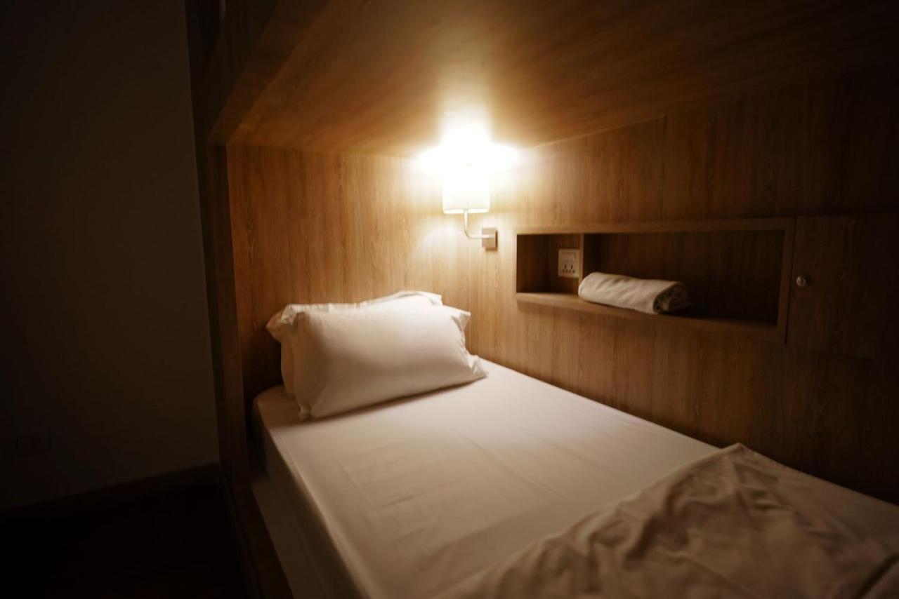 Budget Twin Room,1466992472:JPEG