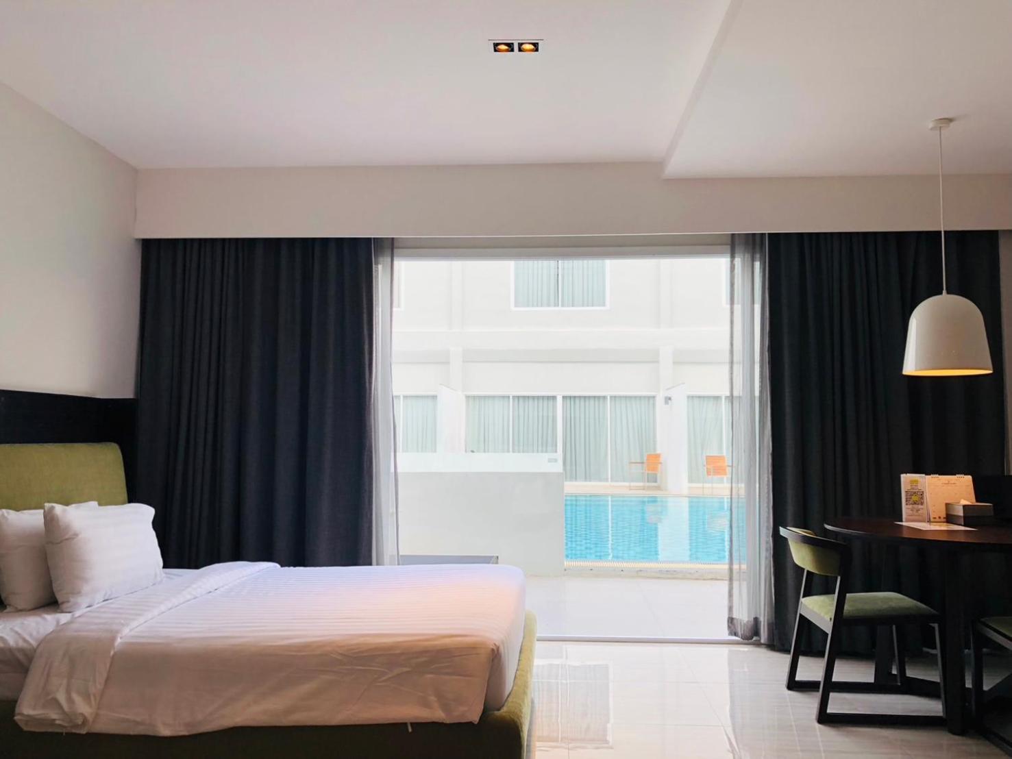 Twin Room Pool Access