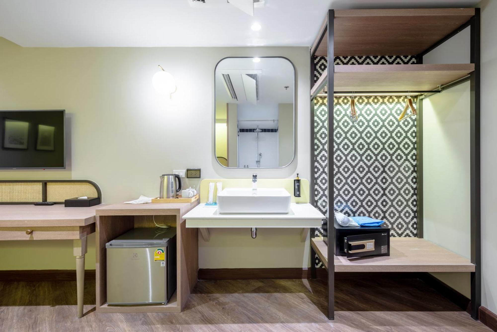 Double or Twin Room No Window