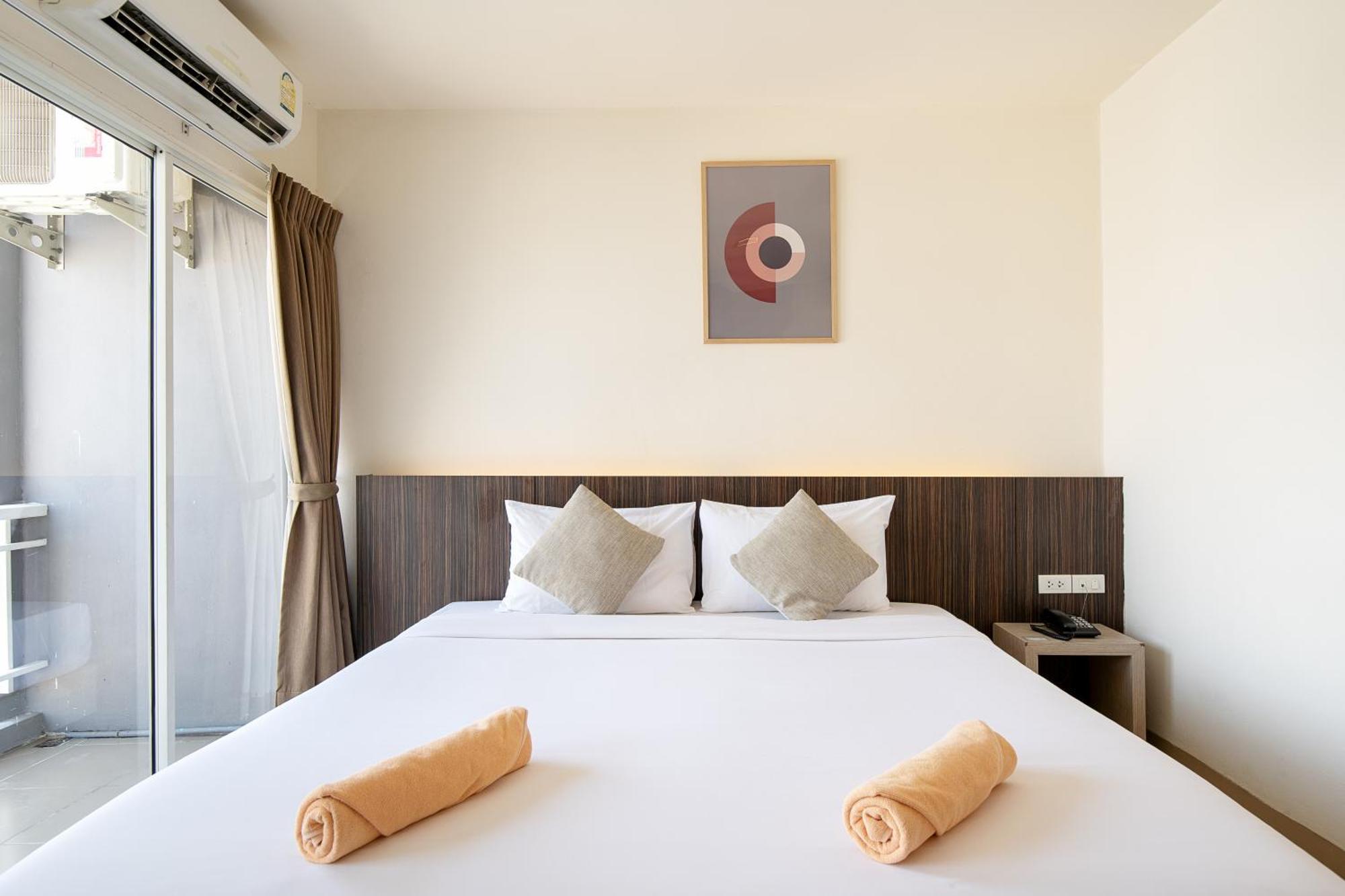 Studio Double Bed