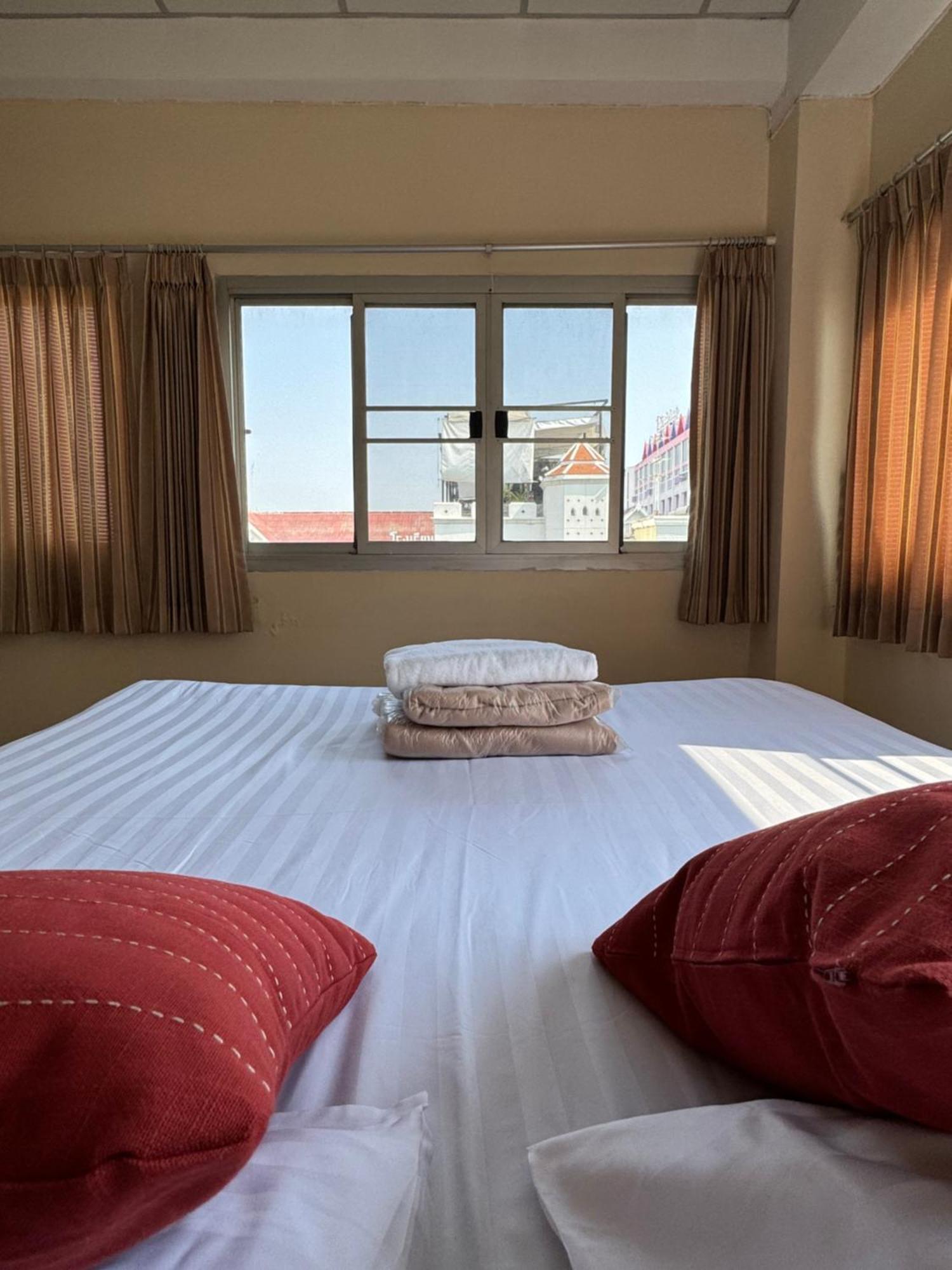 Double Room Private Bathroom
