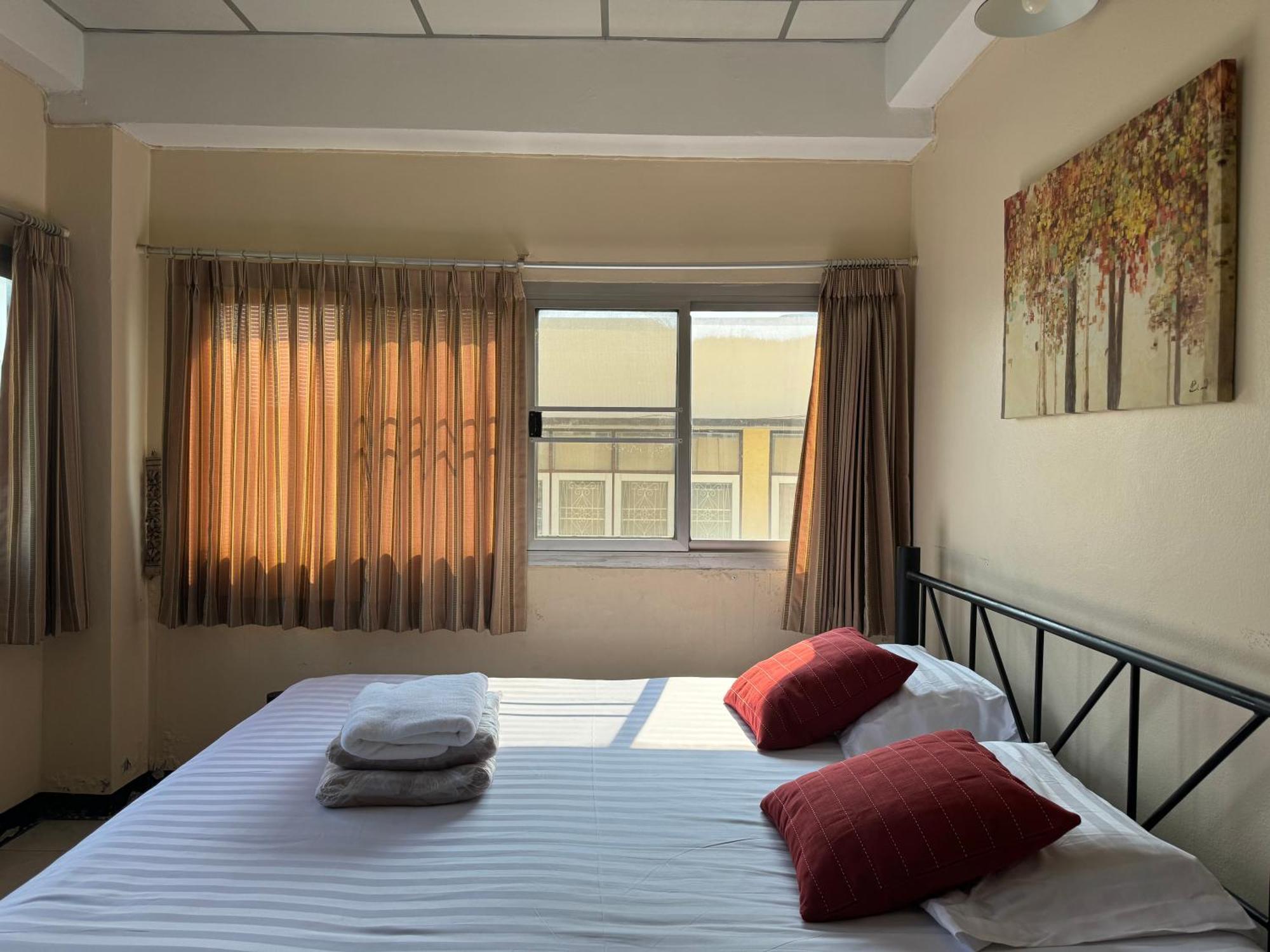 Double Room Private Bathroom