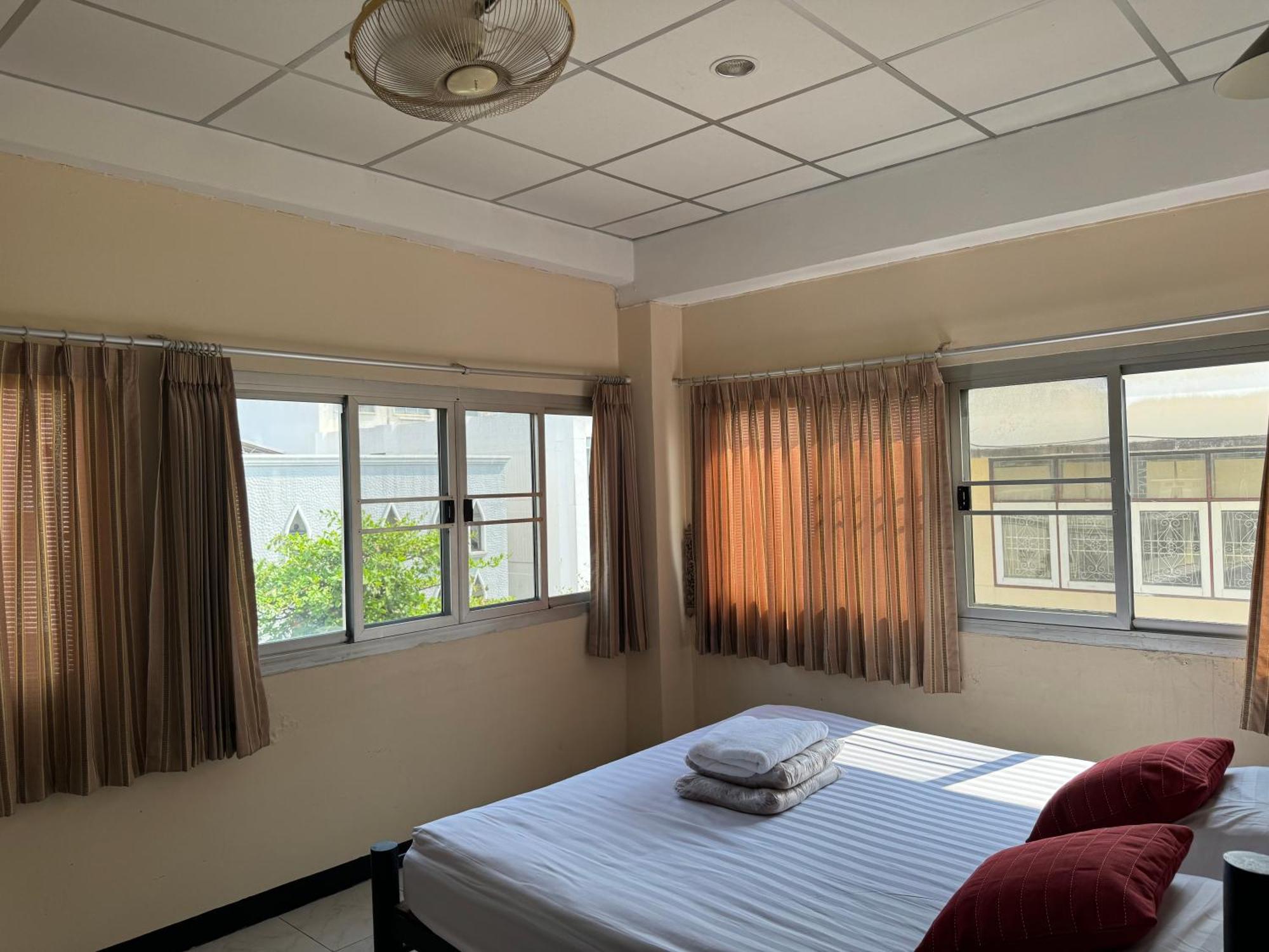 Double Room Private Bathroom