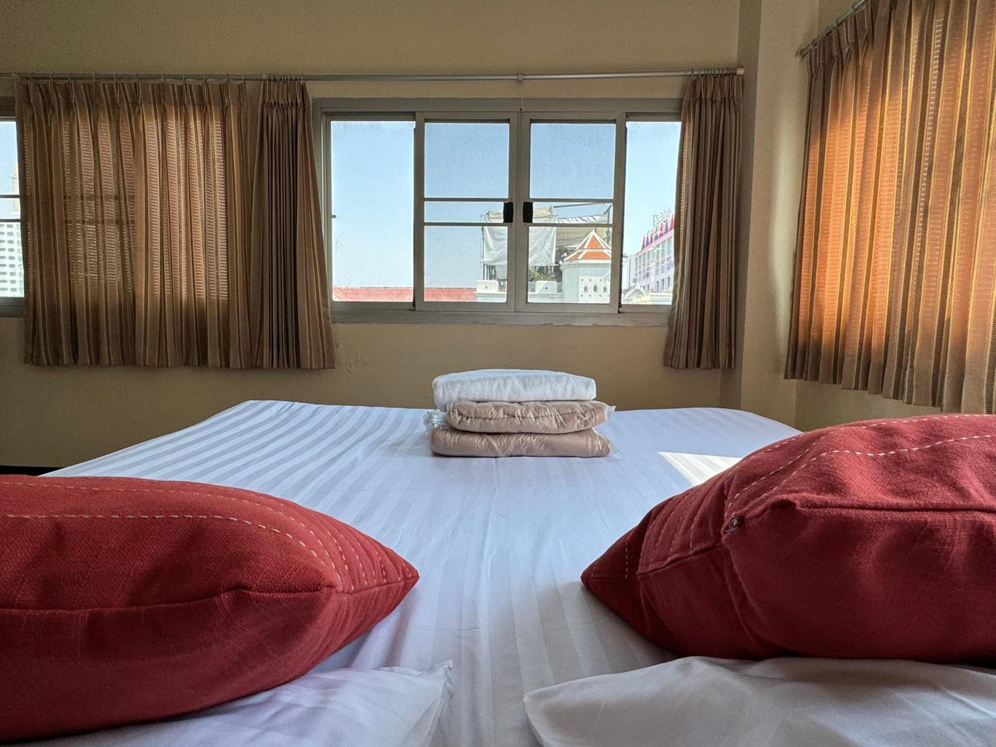 Double Room Private Bathroom