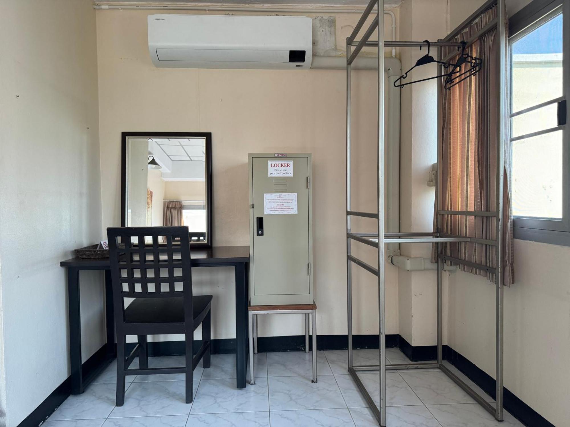 Double Room Private Bathroom
