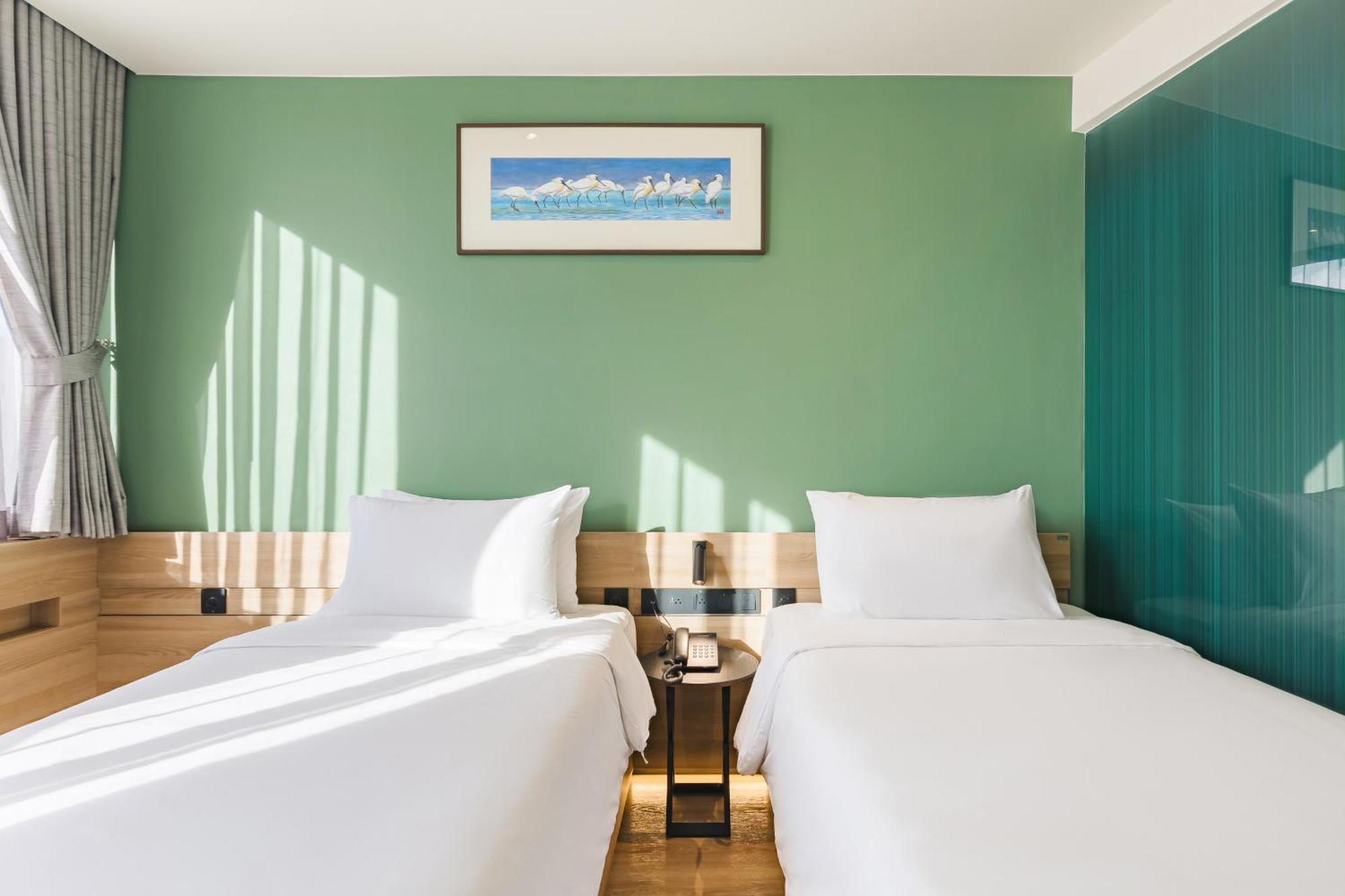 Superior Twin Room,1594127381:JPEG