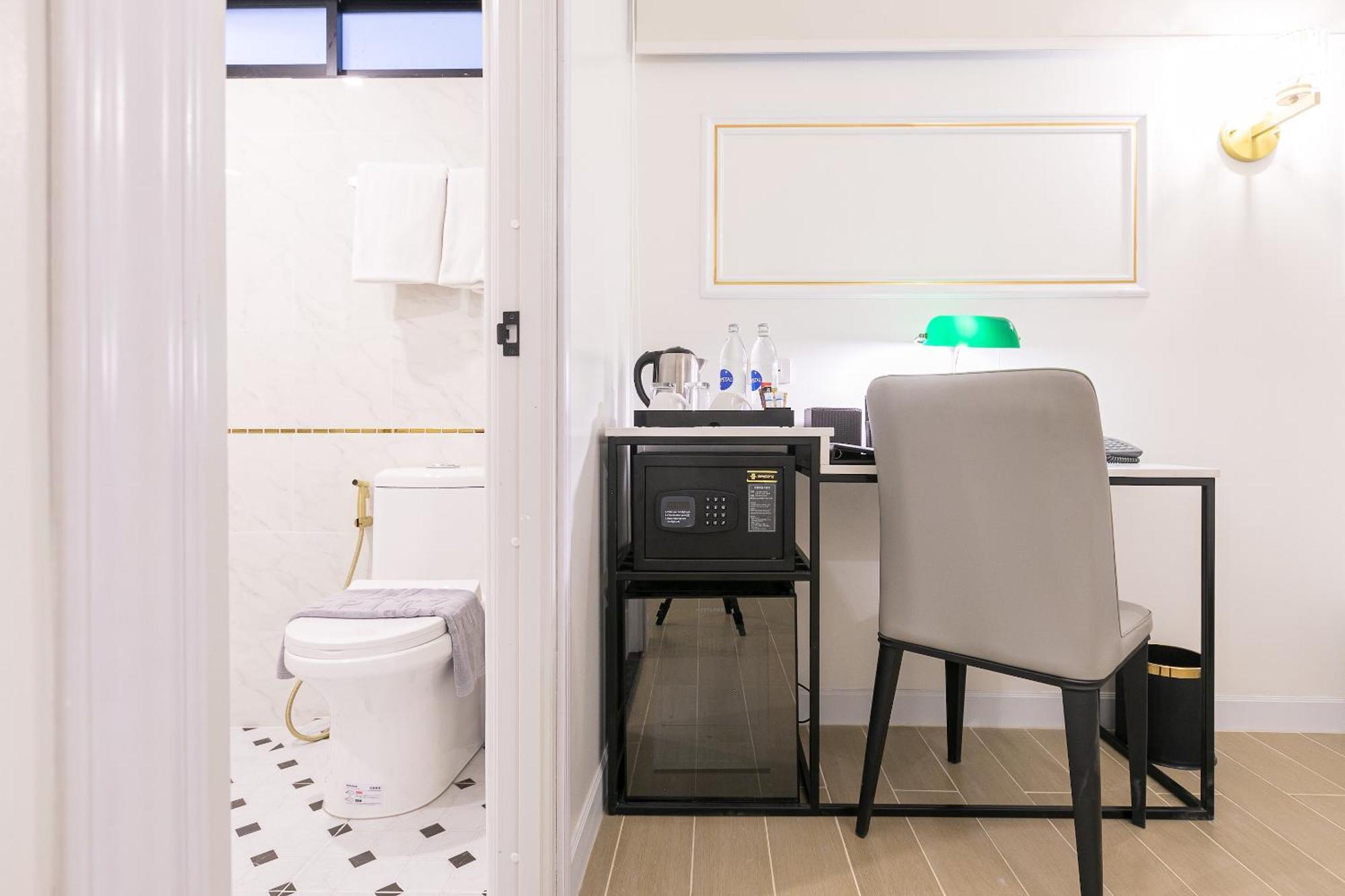 Superior Twin Room