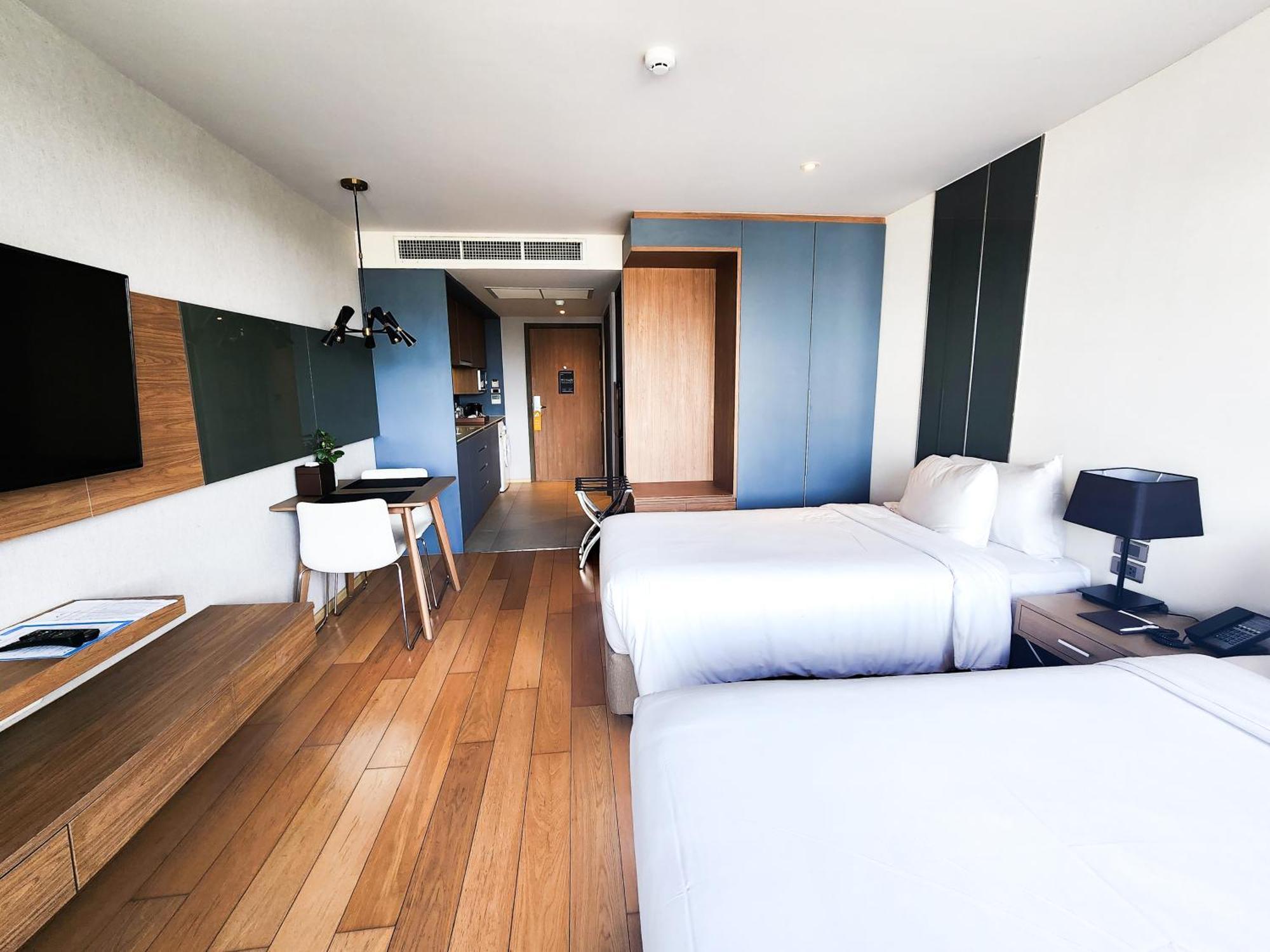 Studio Executive Twin Bed,1593885034:JPEG