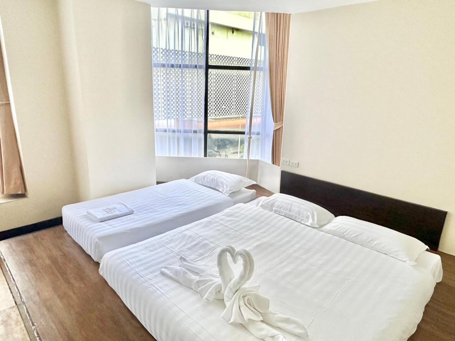 Deluxe Queen Room