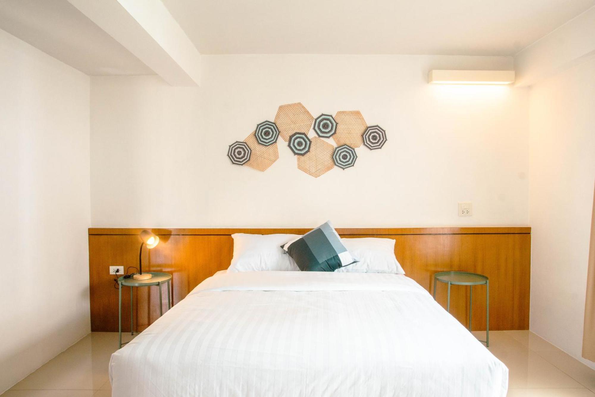 Double Room,1485369193:JPEG