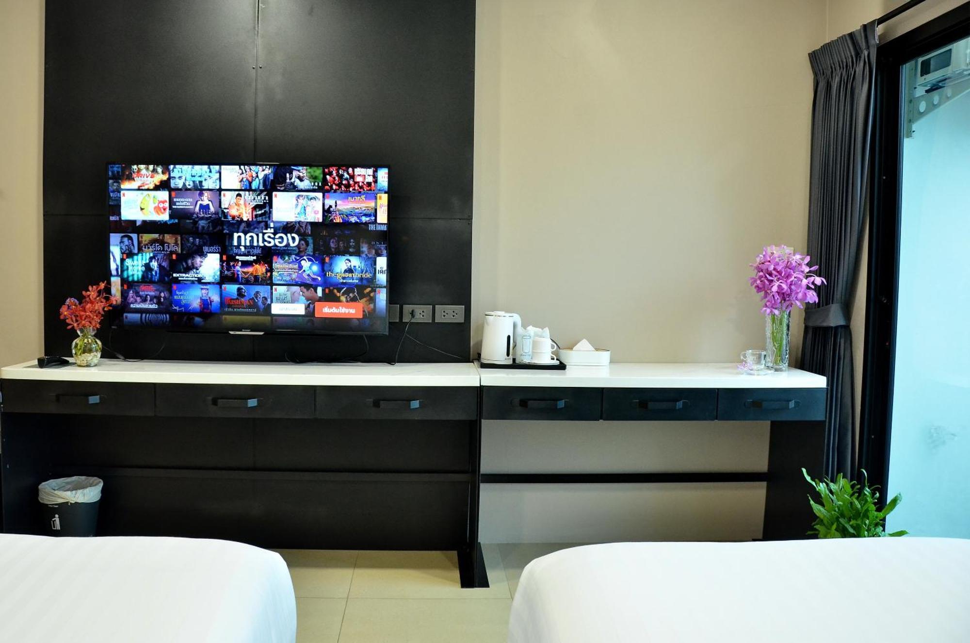 Superior Twin Room City View