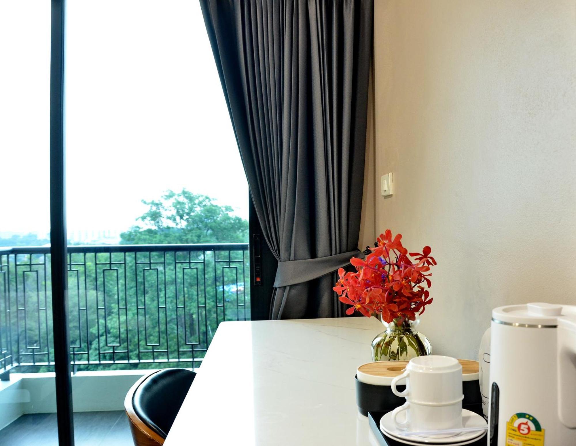 Superior Twin Room City View