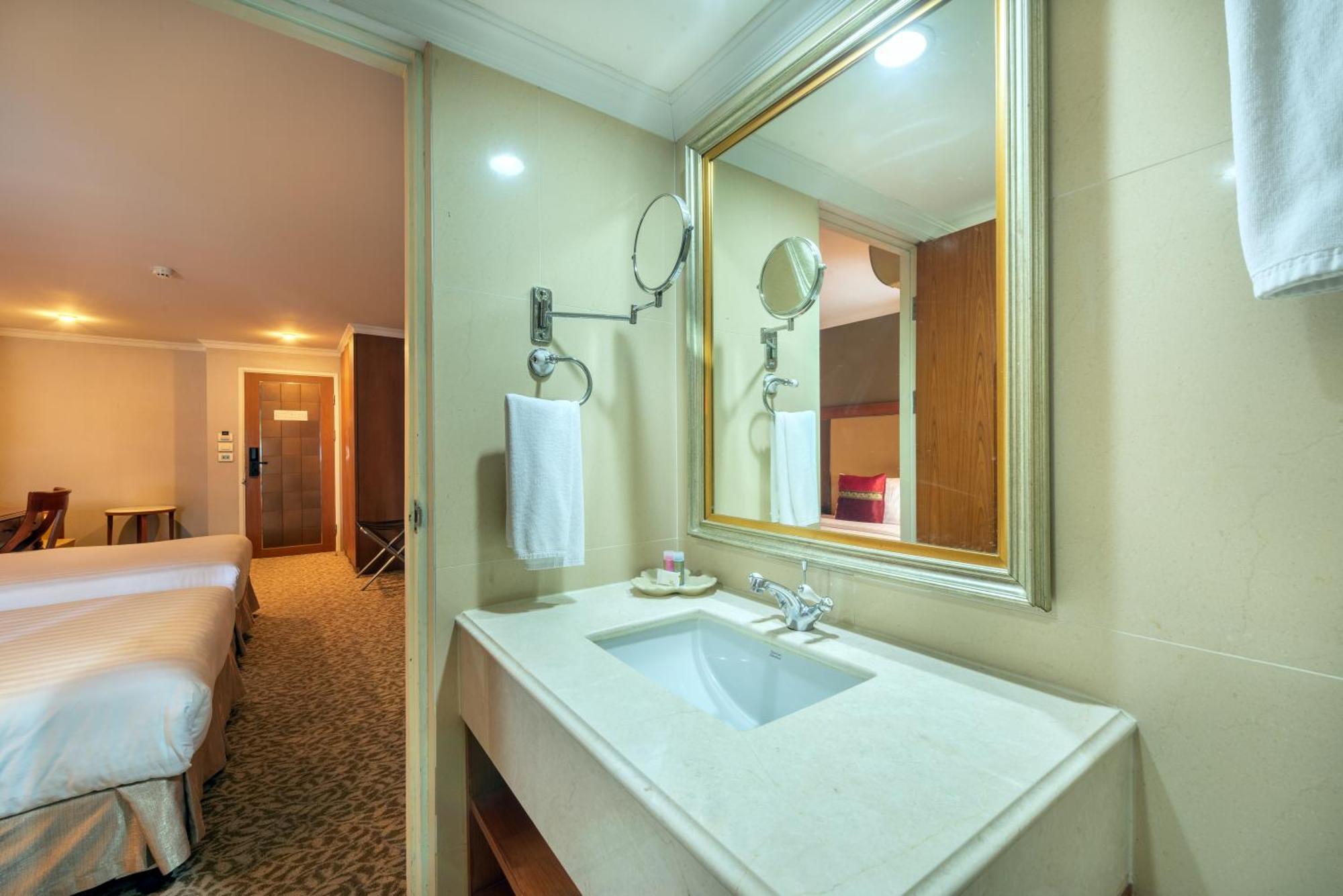 Executive Super Deluxe Double or Twin Room