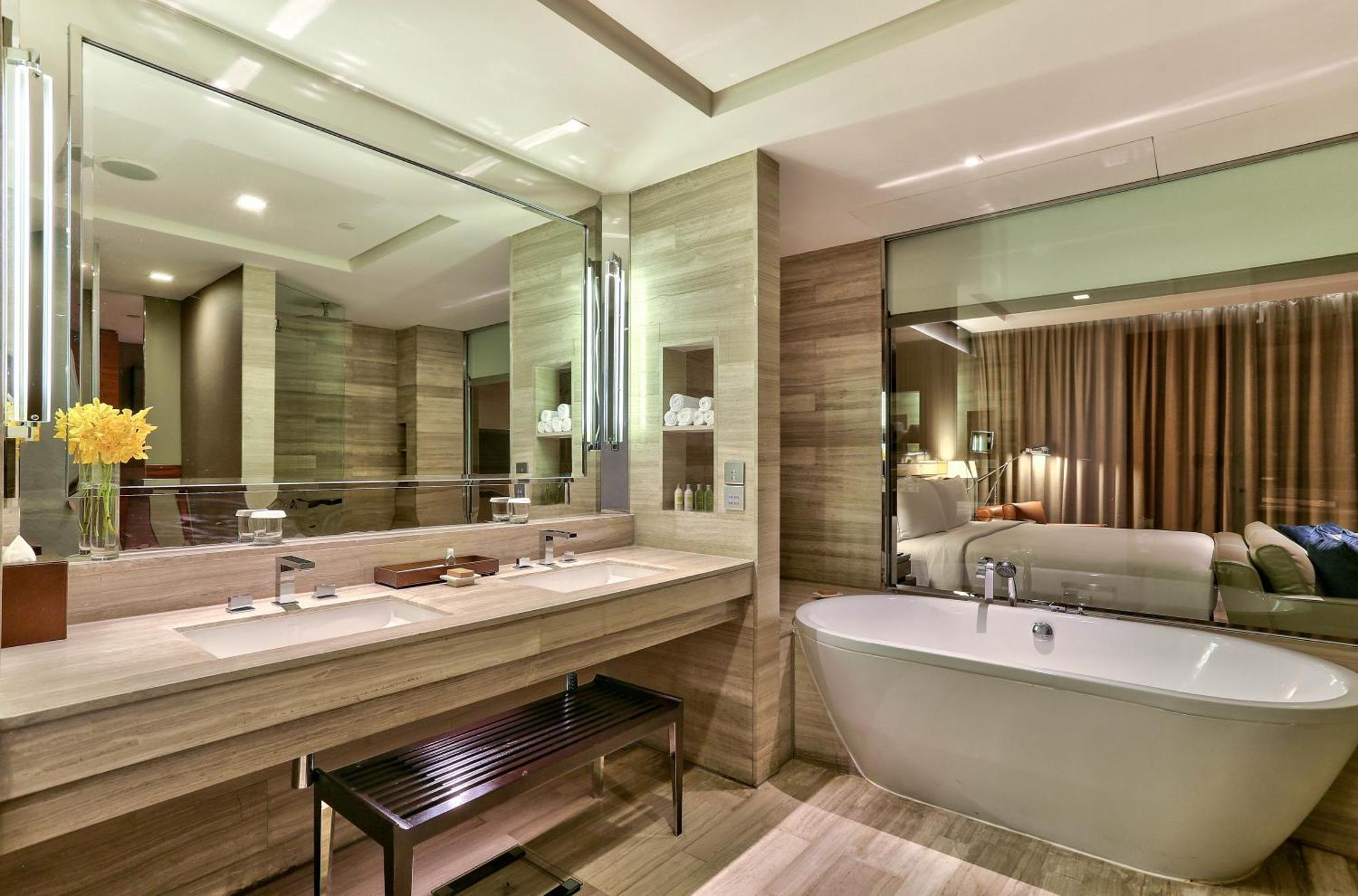 Junior Suite,1622042274:JPEG