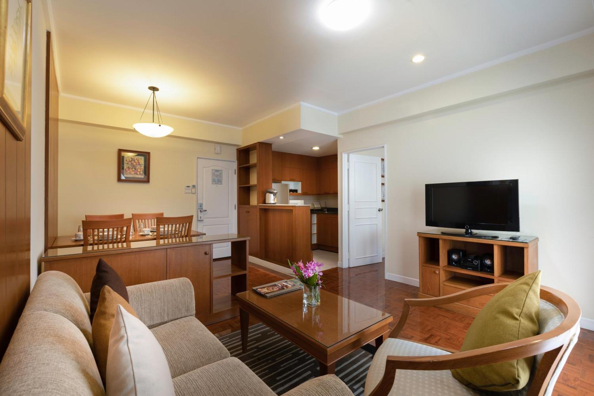One-Bedroom Apartment