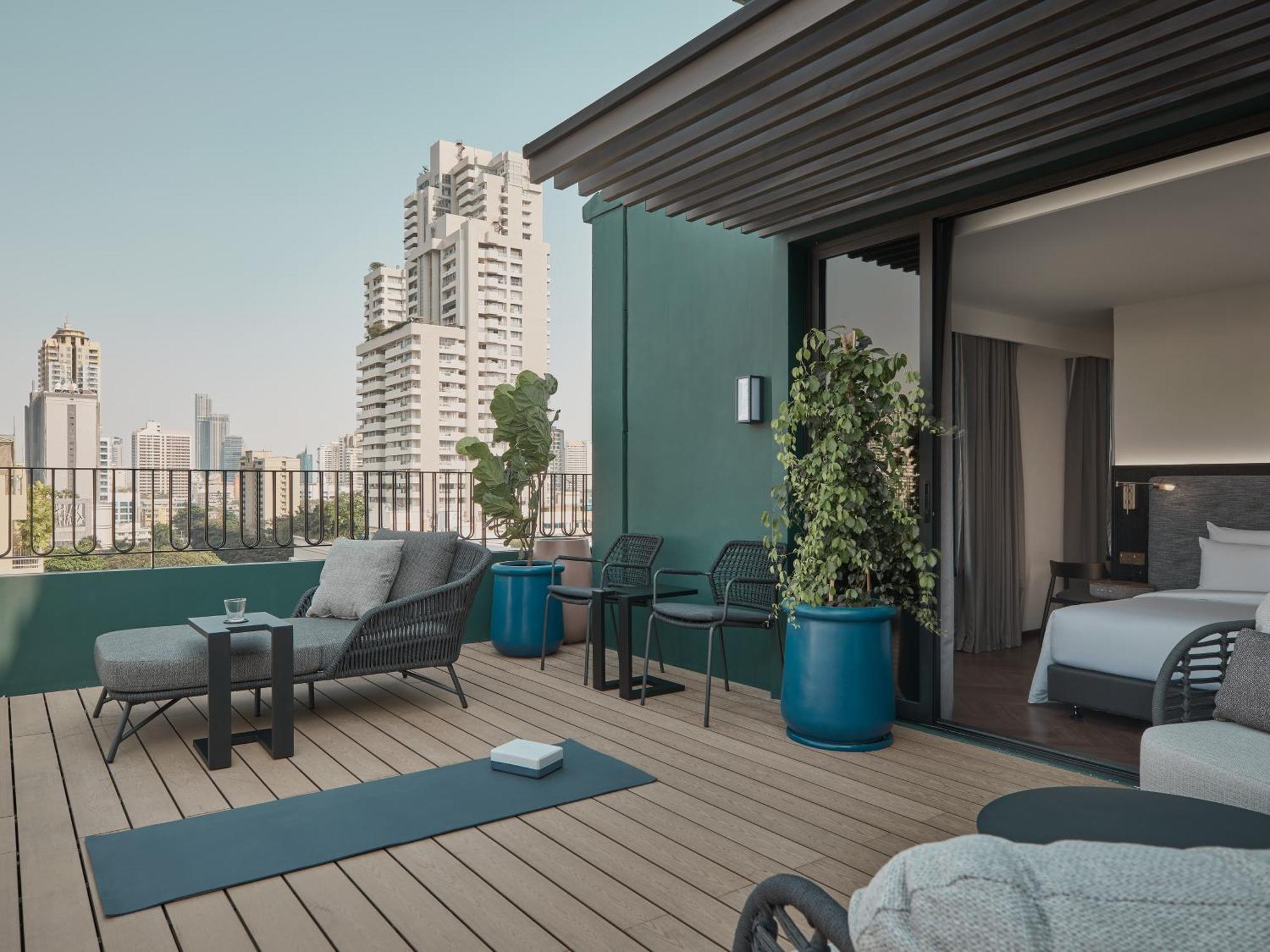 Sky Terrace,1559153641:JPEG