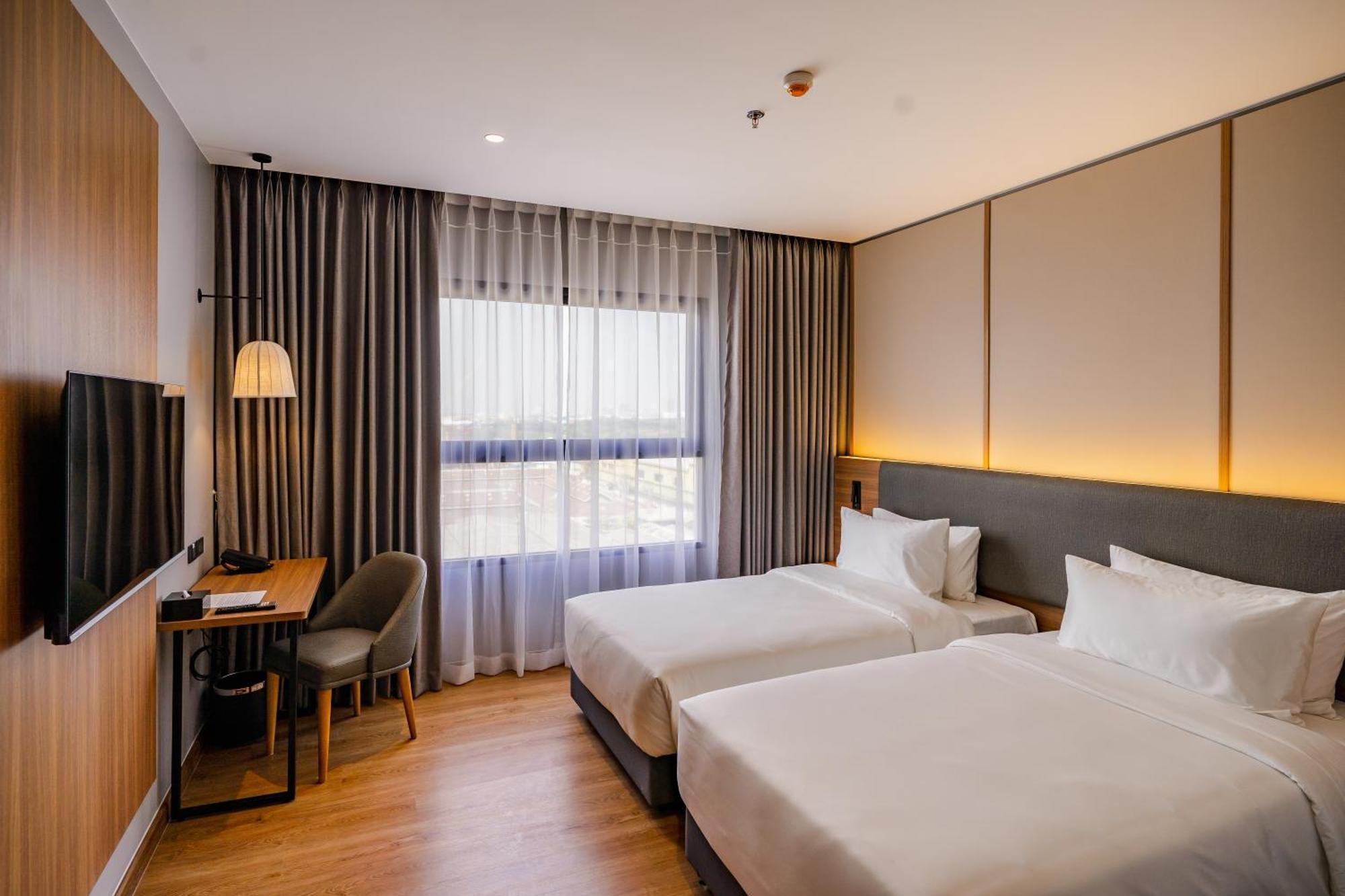Superior Twin Room