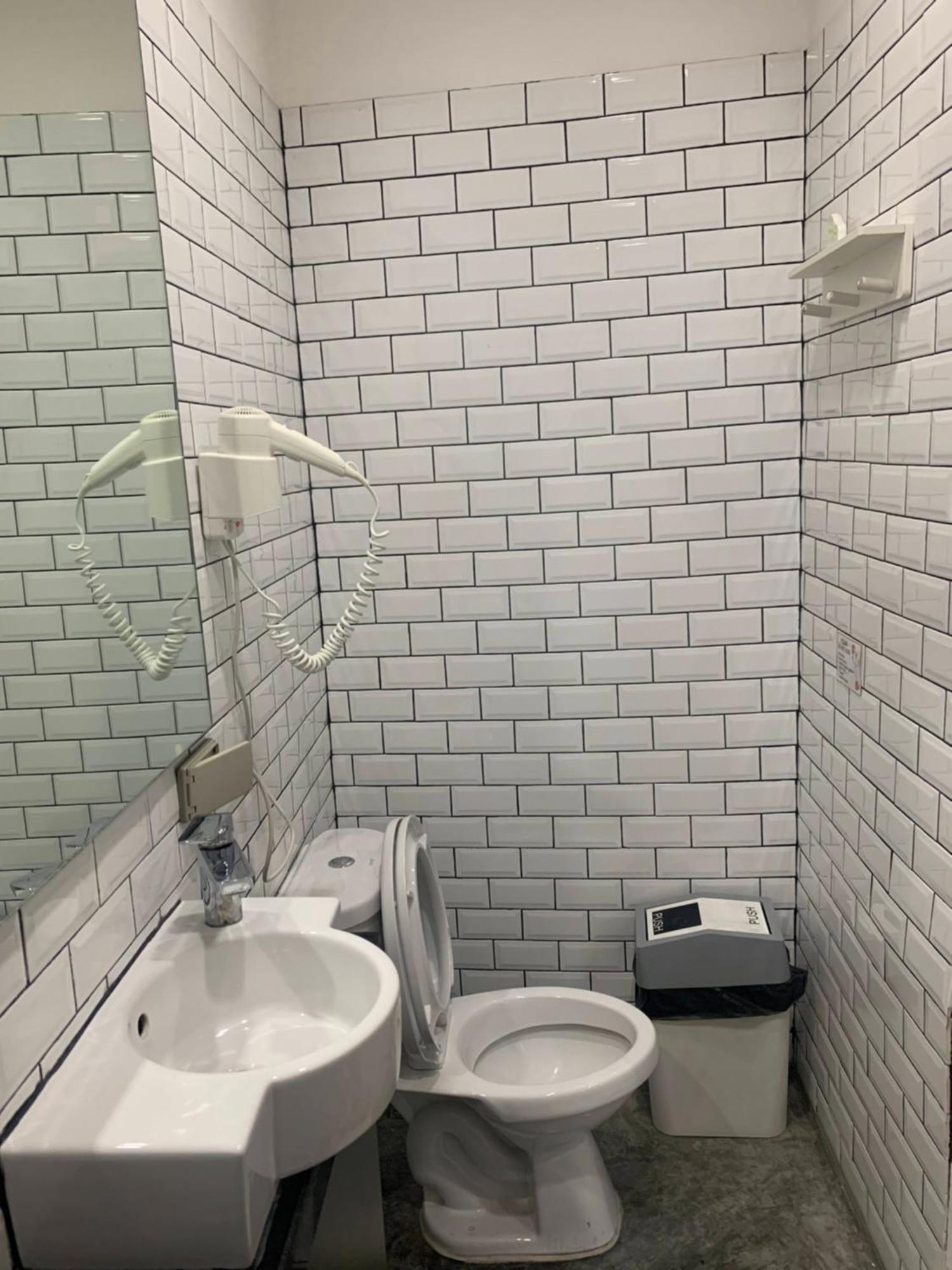 Double Room No View