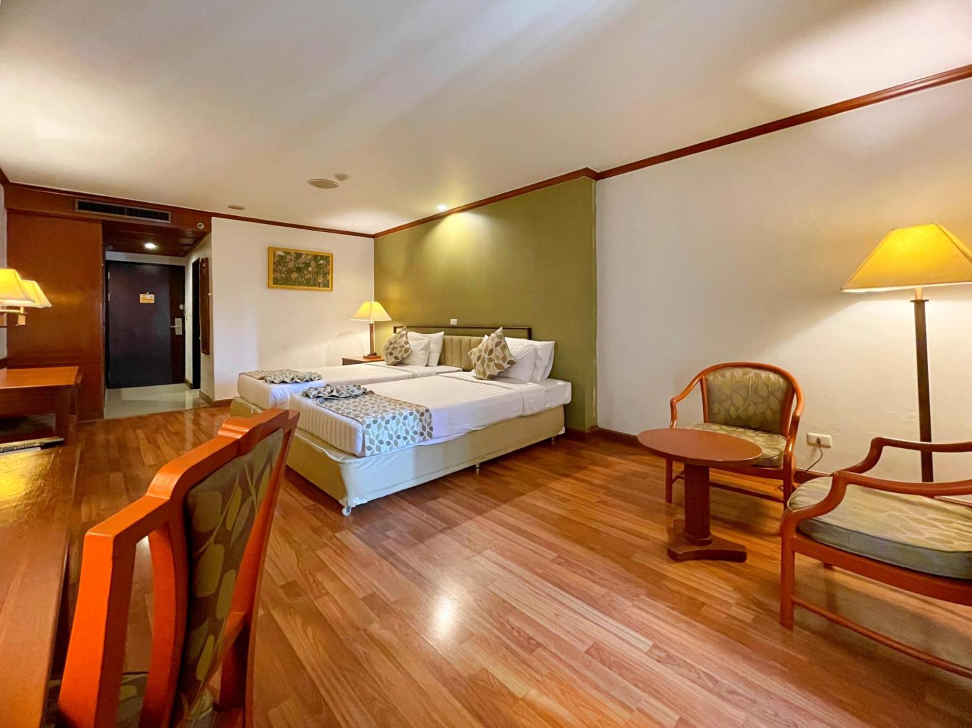 Deluxe Twin Room