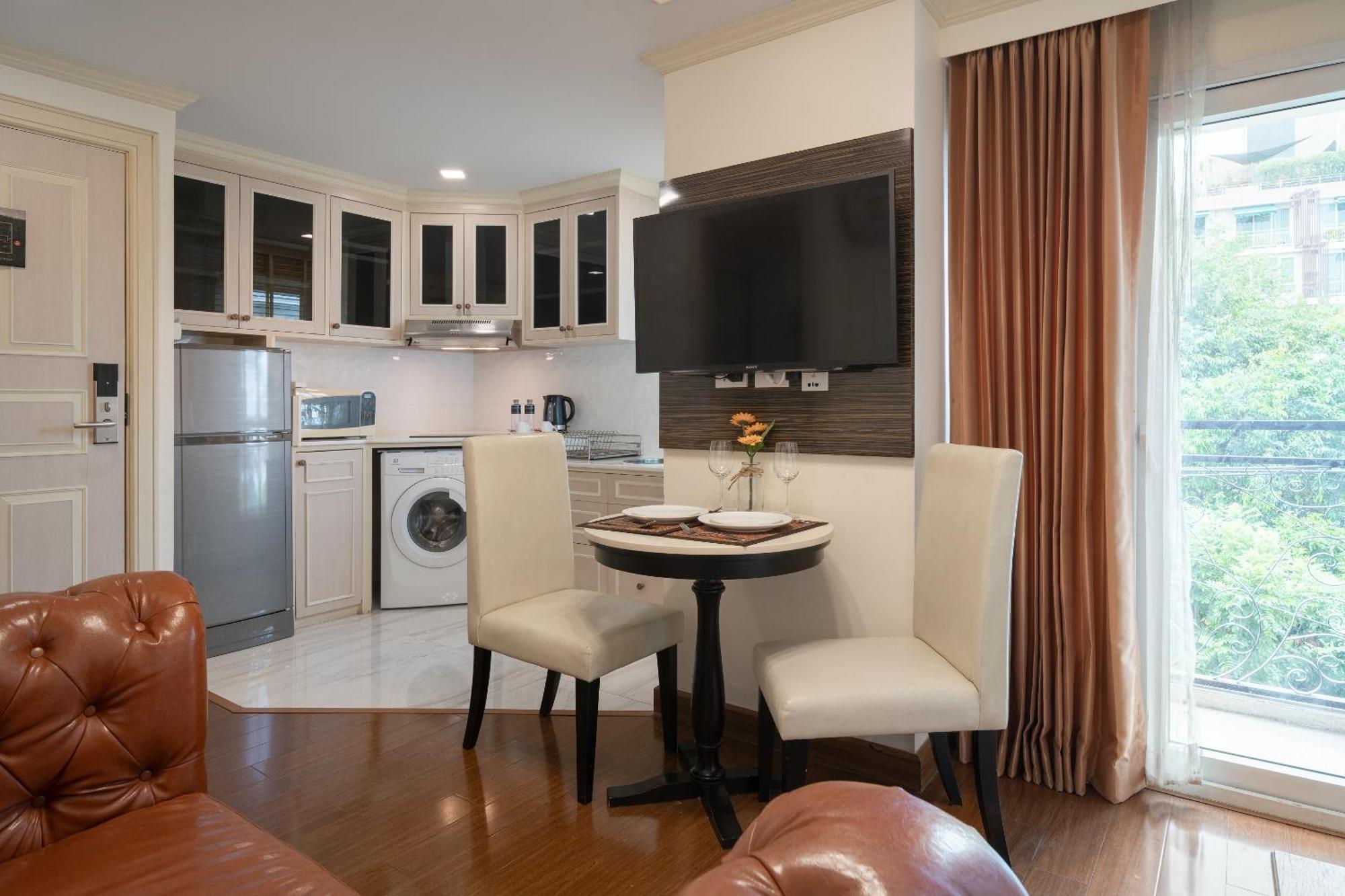 One-Bedroom Suite