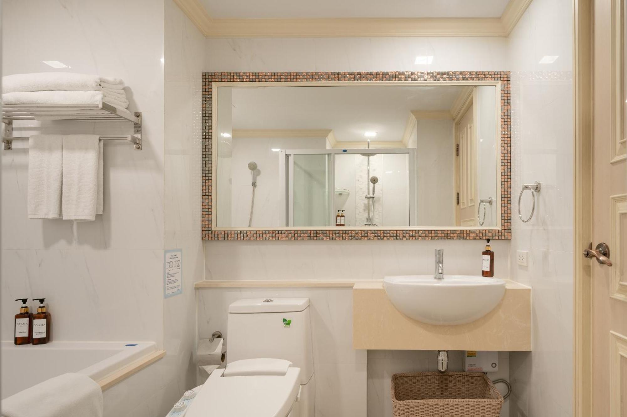 One-Bedroom Suite