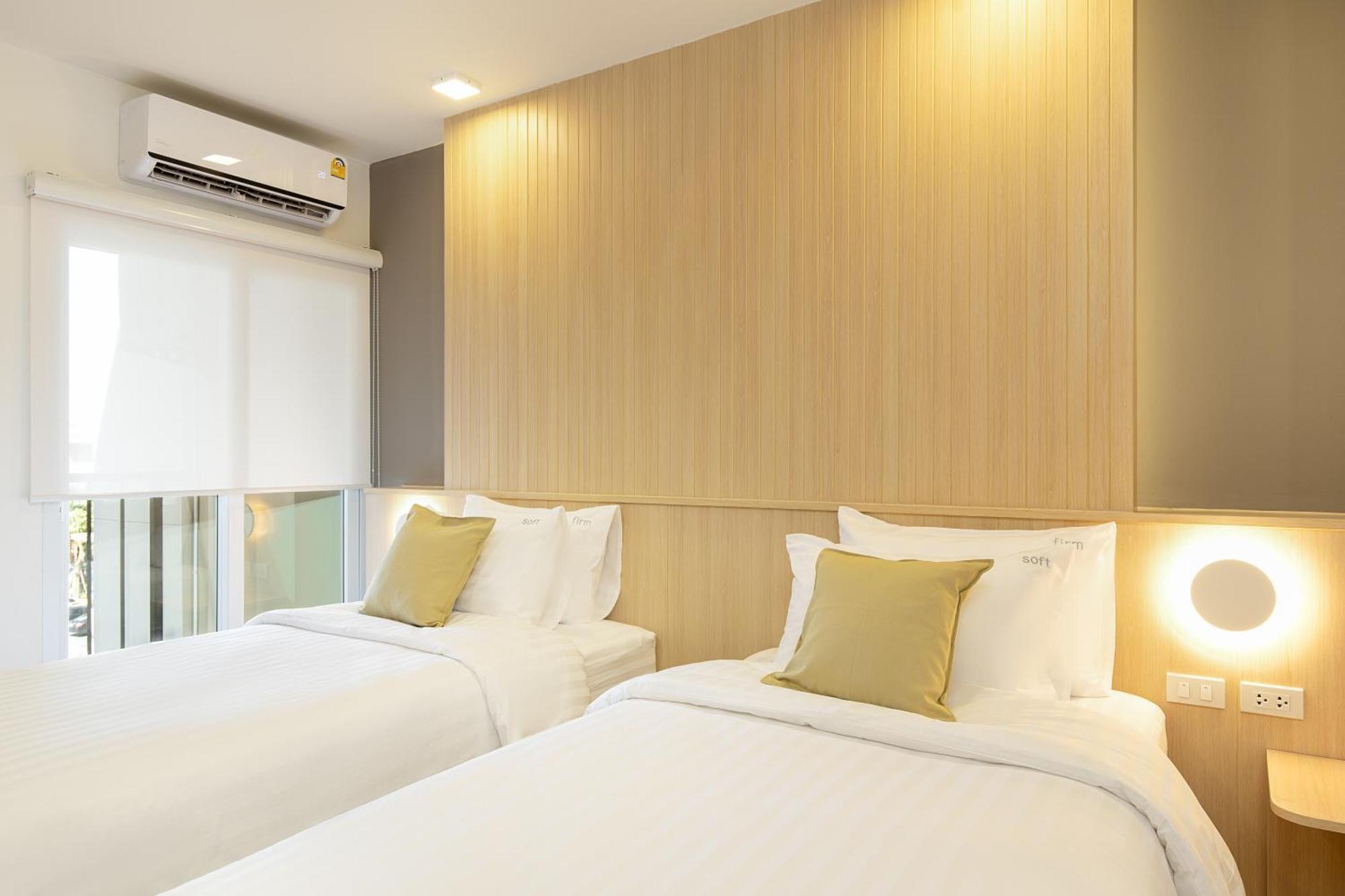 Superior Twin Room balcony