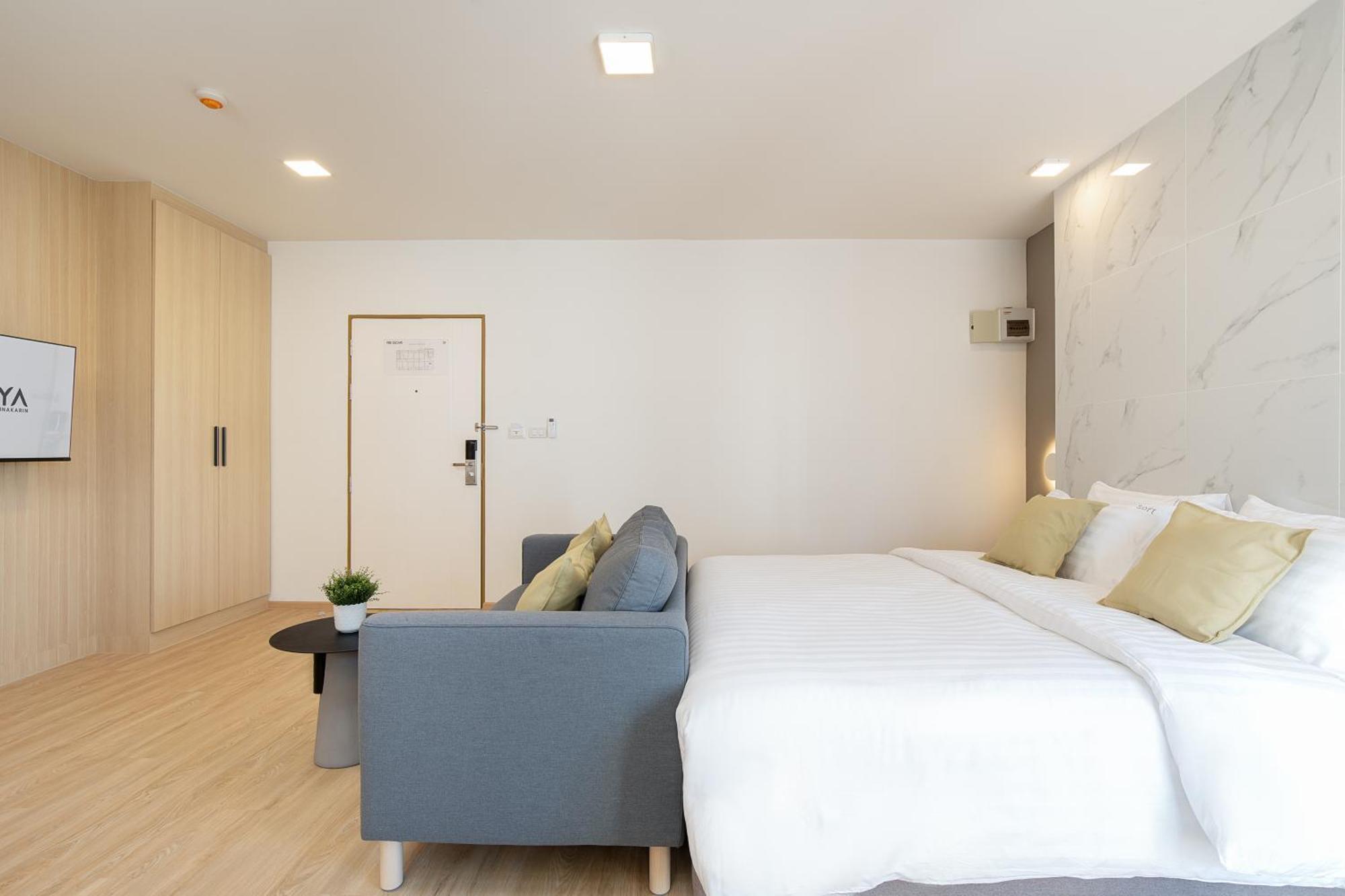 One-Bedroom Suite balcony