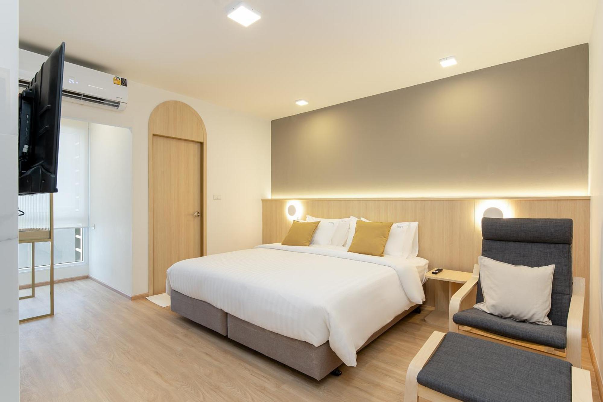 Deluxe Premier Room with balcony