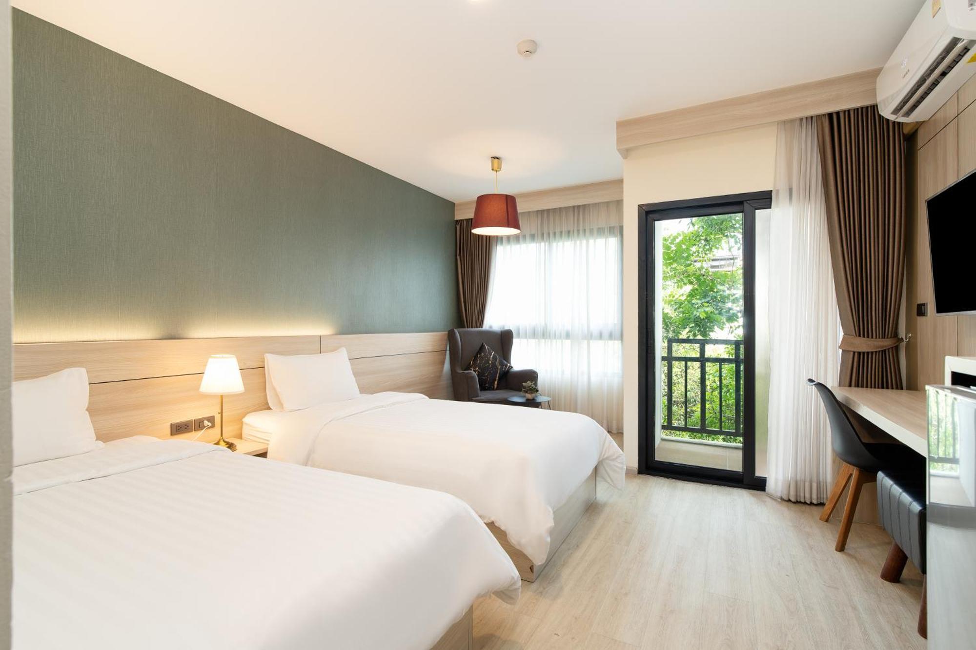 Deluxe Twin Room