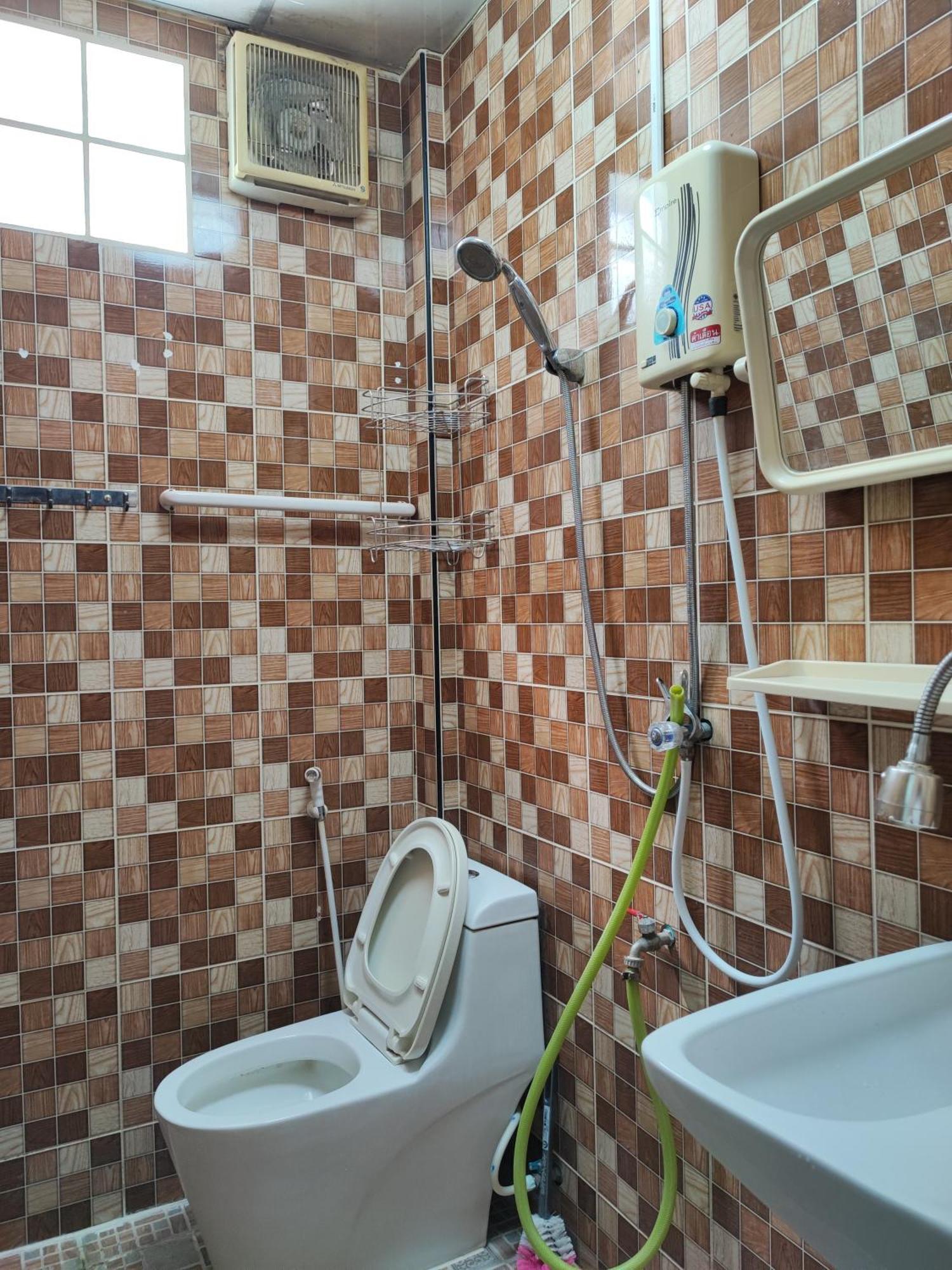 Double Room Private Bathroom