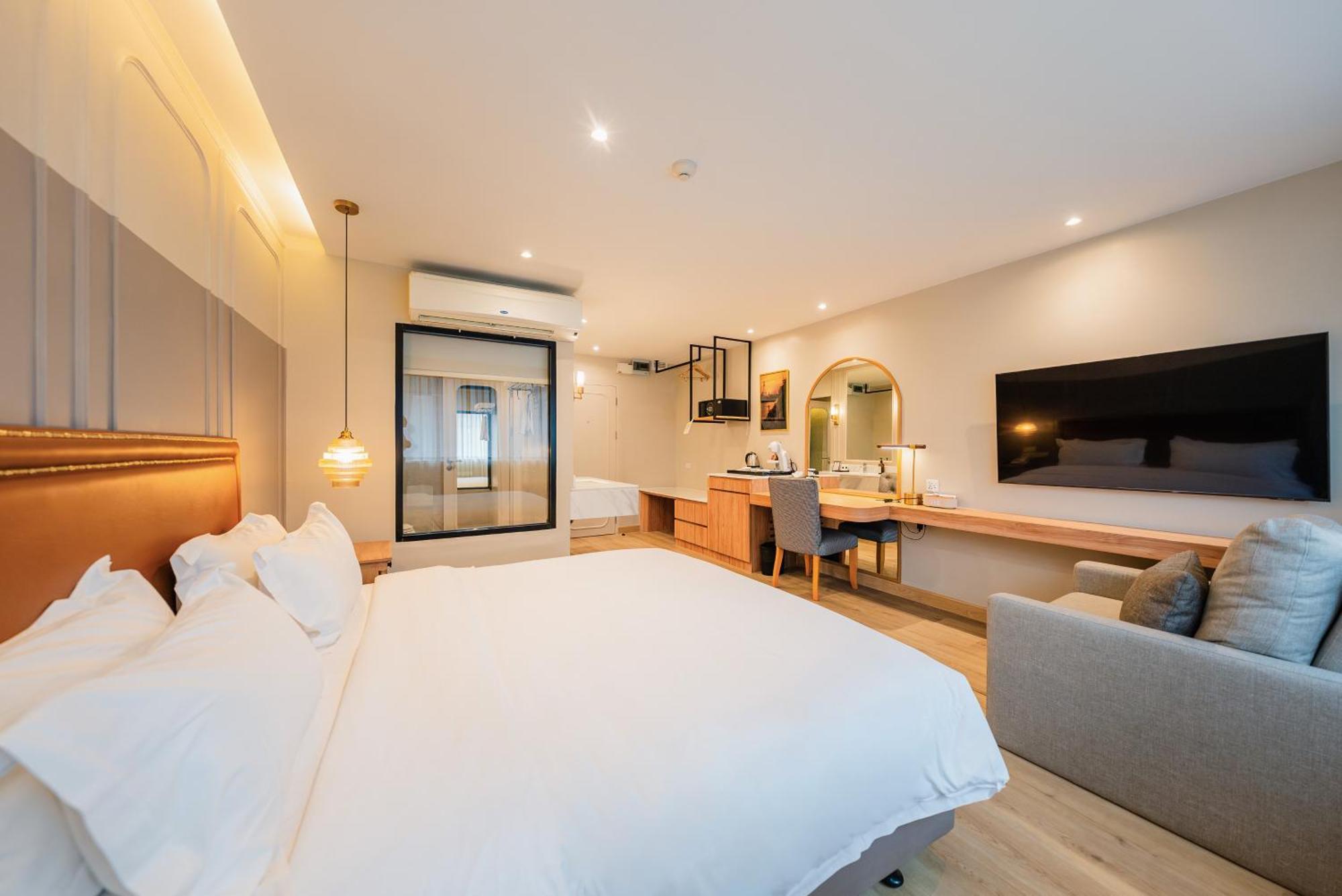 Deluxe Double or Twin Room Early Bird