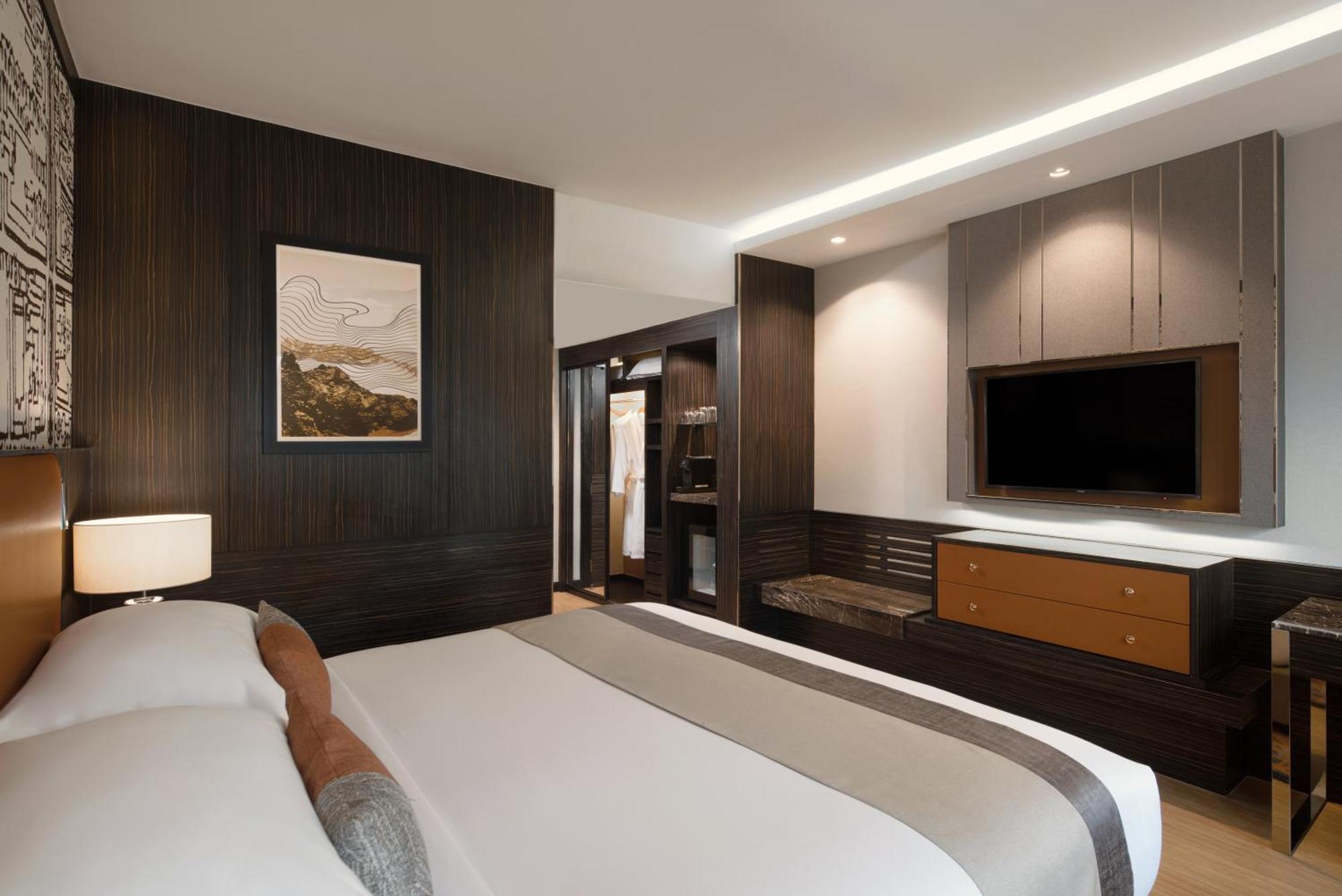 Executive Room