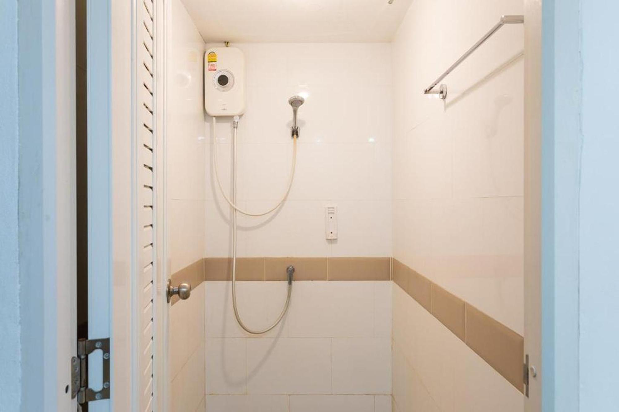 Bett im 8-Bett-Schlafsaal
