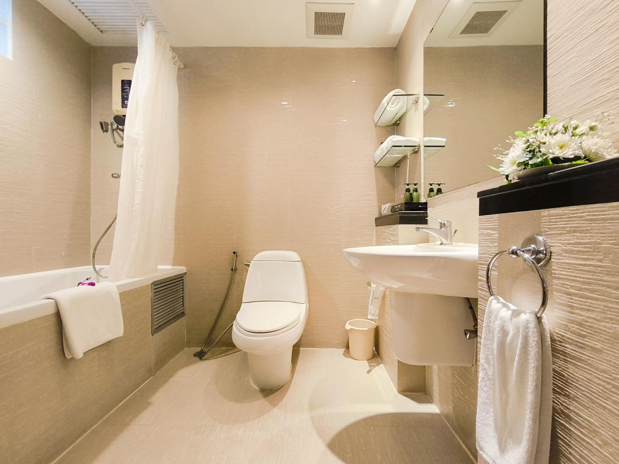Executive Corner Room
