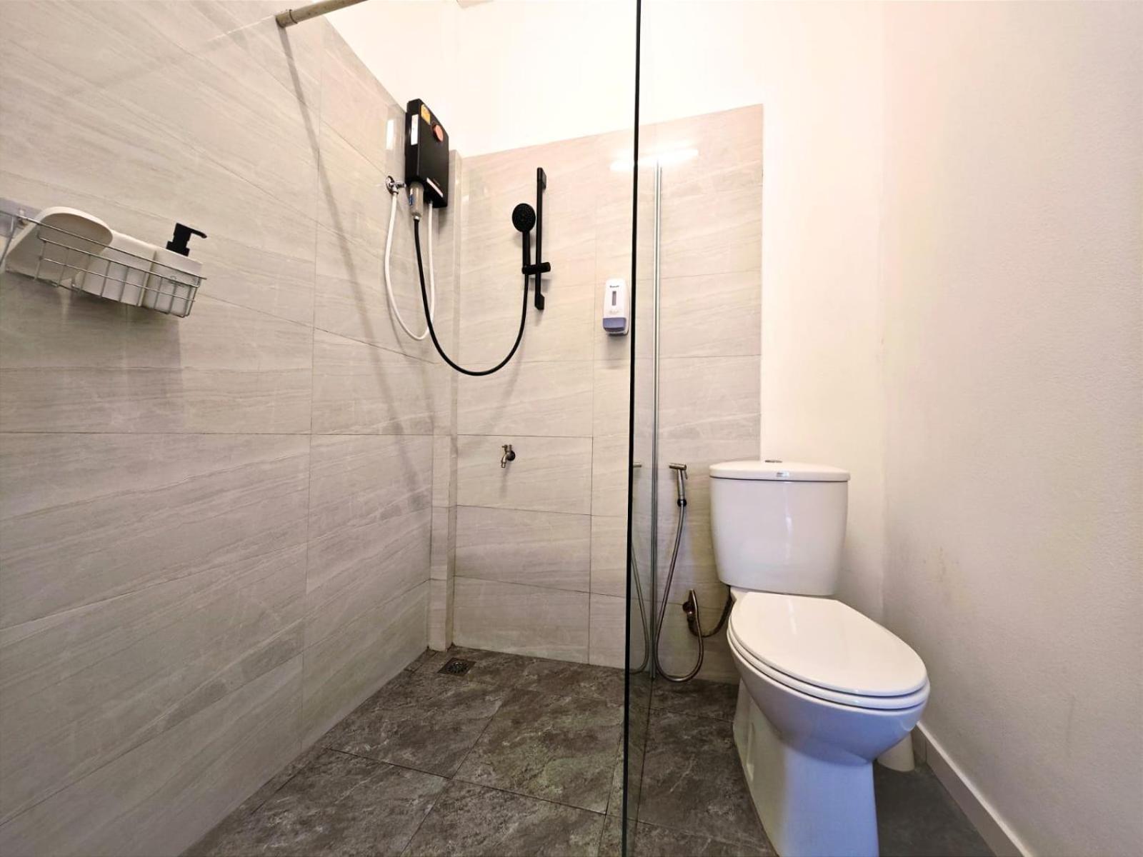 Deluxe Double or Twin Room City View