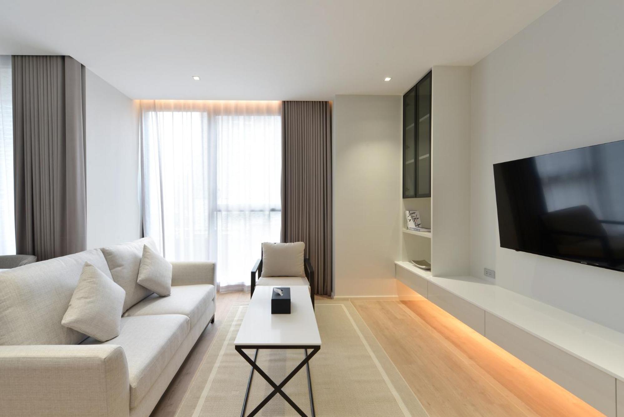 Superior One-Bedroom Suite