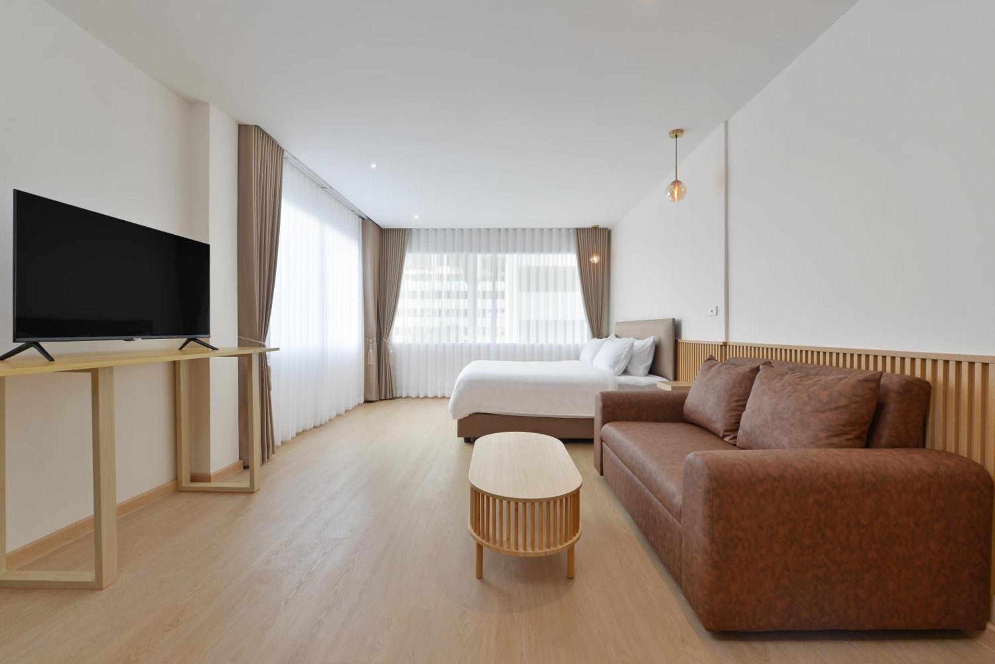 Superior King Room