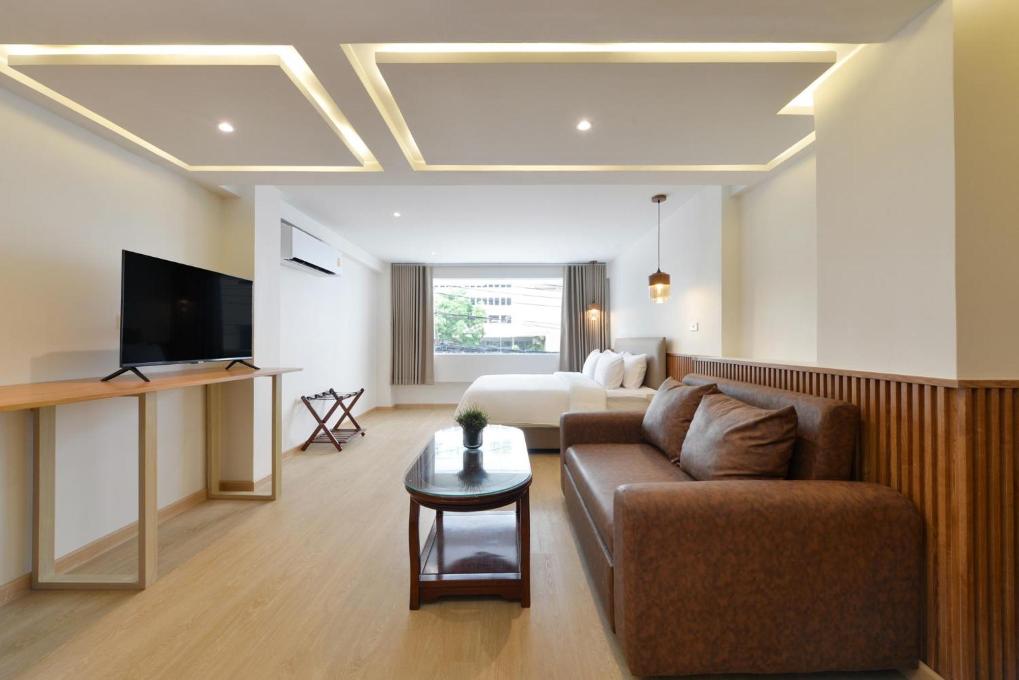 Standard King Room