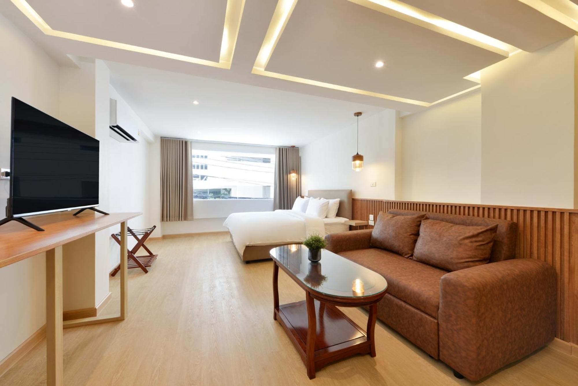 Standard King Room