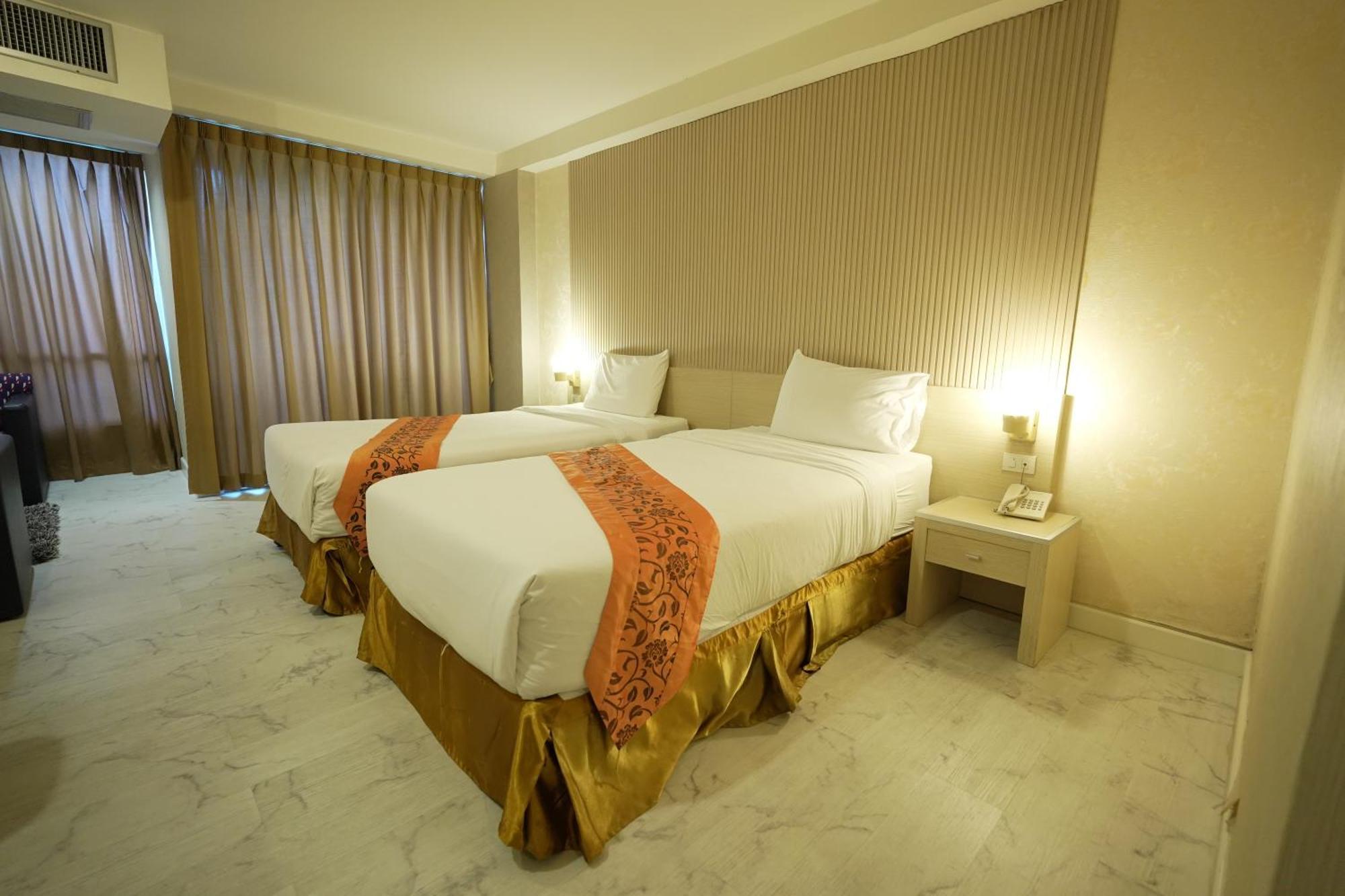 Deluxe Double or Twin Room