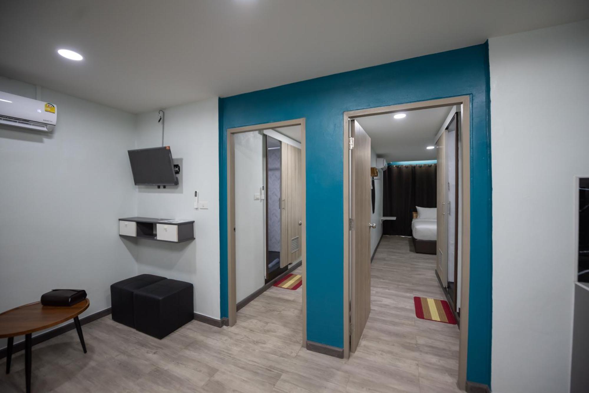 Deluxe Suite