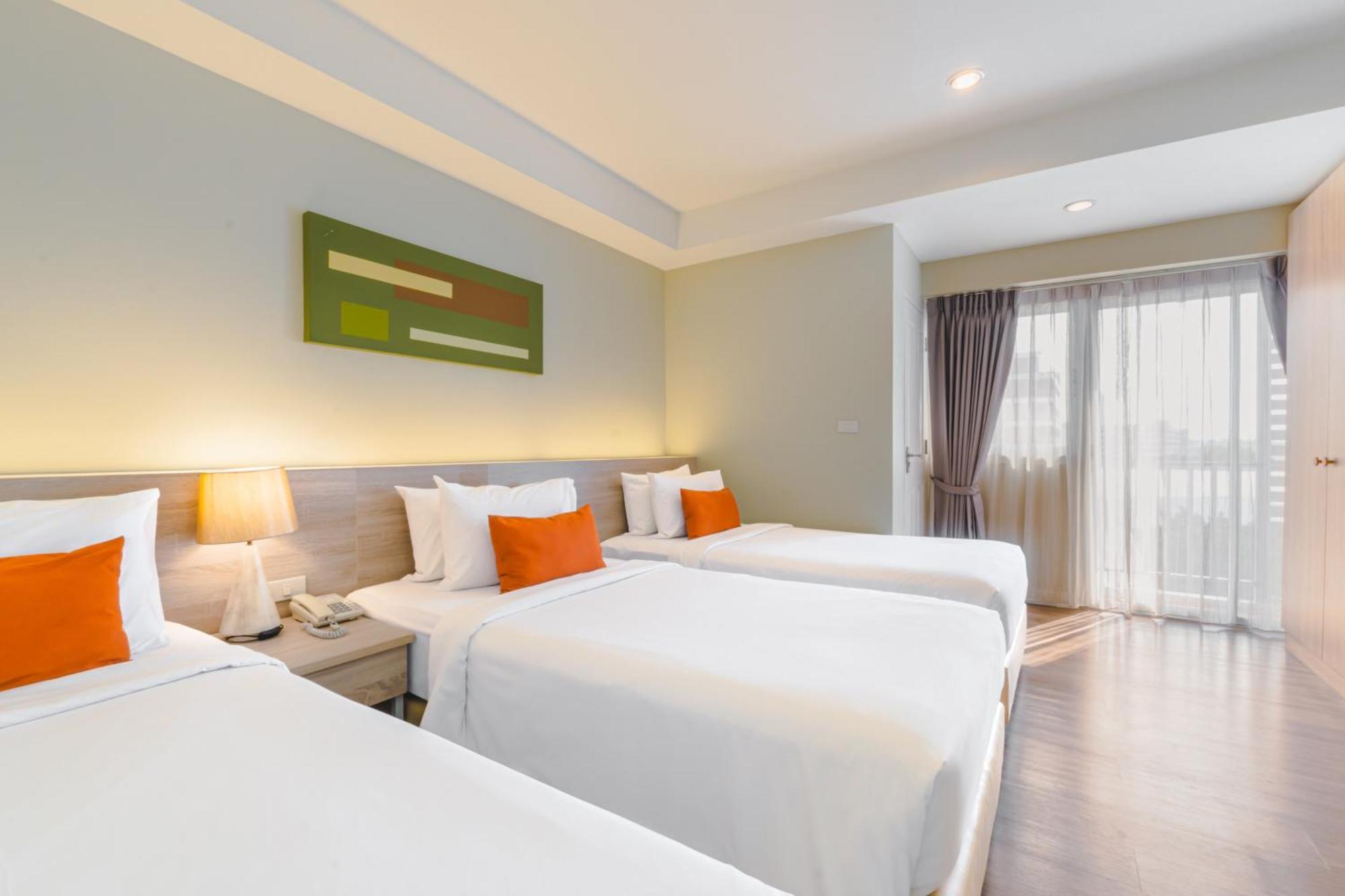 Triple Room,1629925351:JPEG