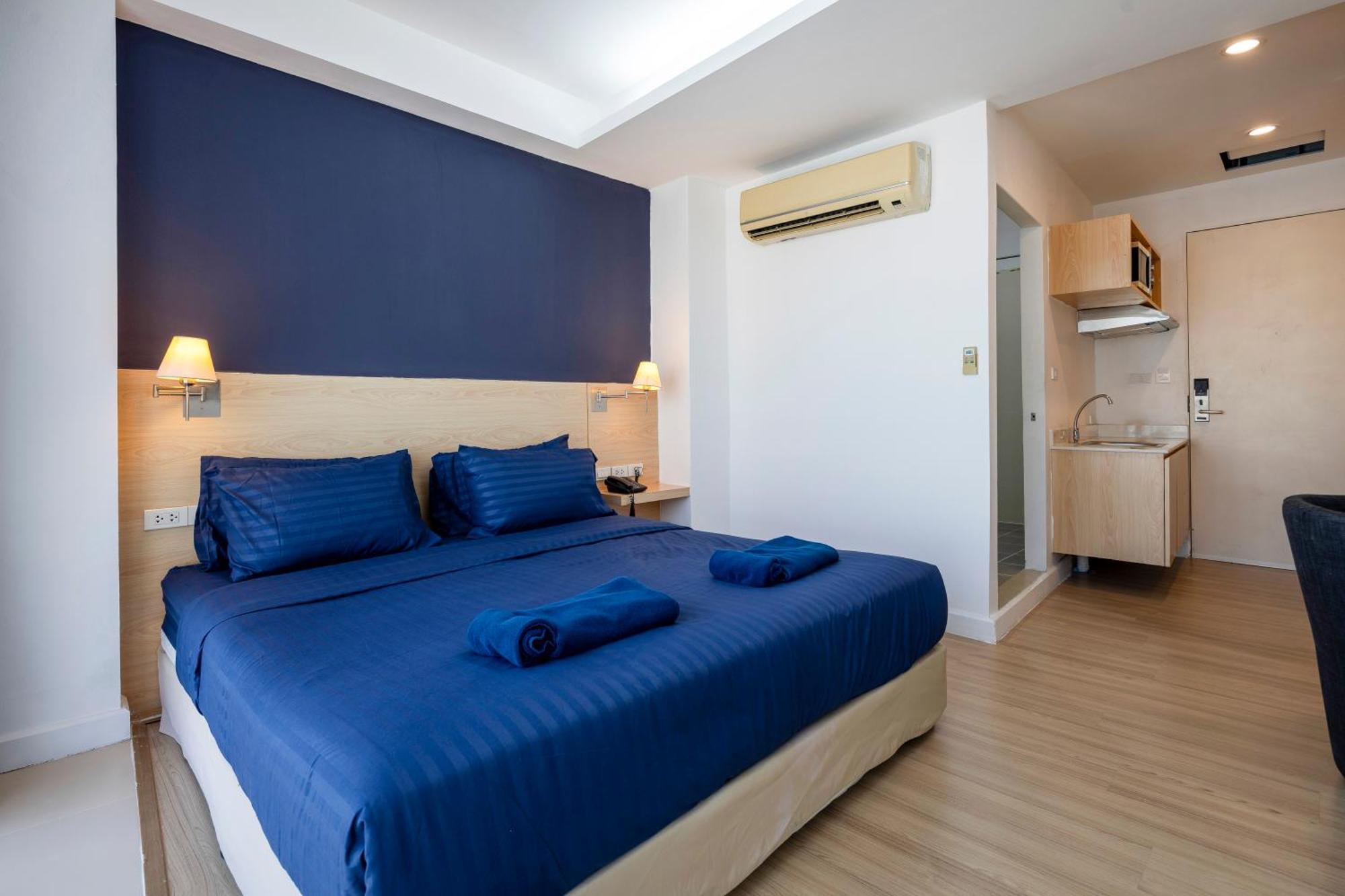 Studio Apartment One Double Bed,1632767010:JPEG
